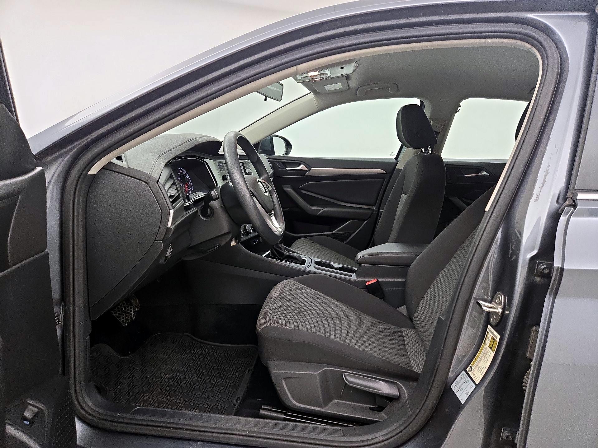Thumbnail: 2020 Volkswagen Jetta - 11