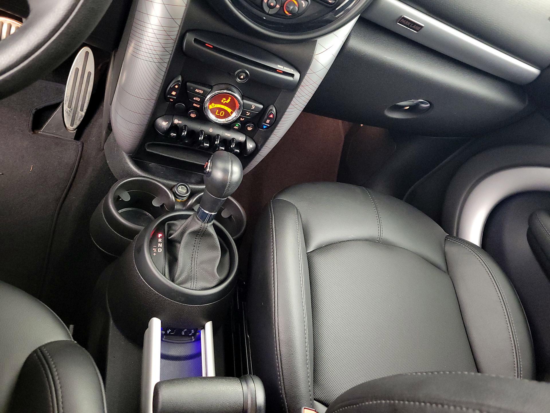 Thumbnail: 2016 MINI Cooper Countryman - 15