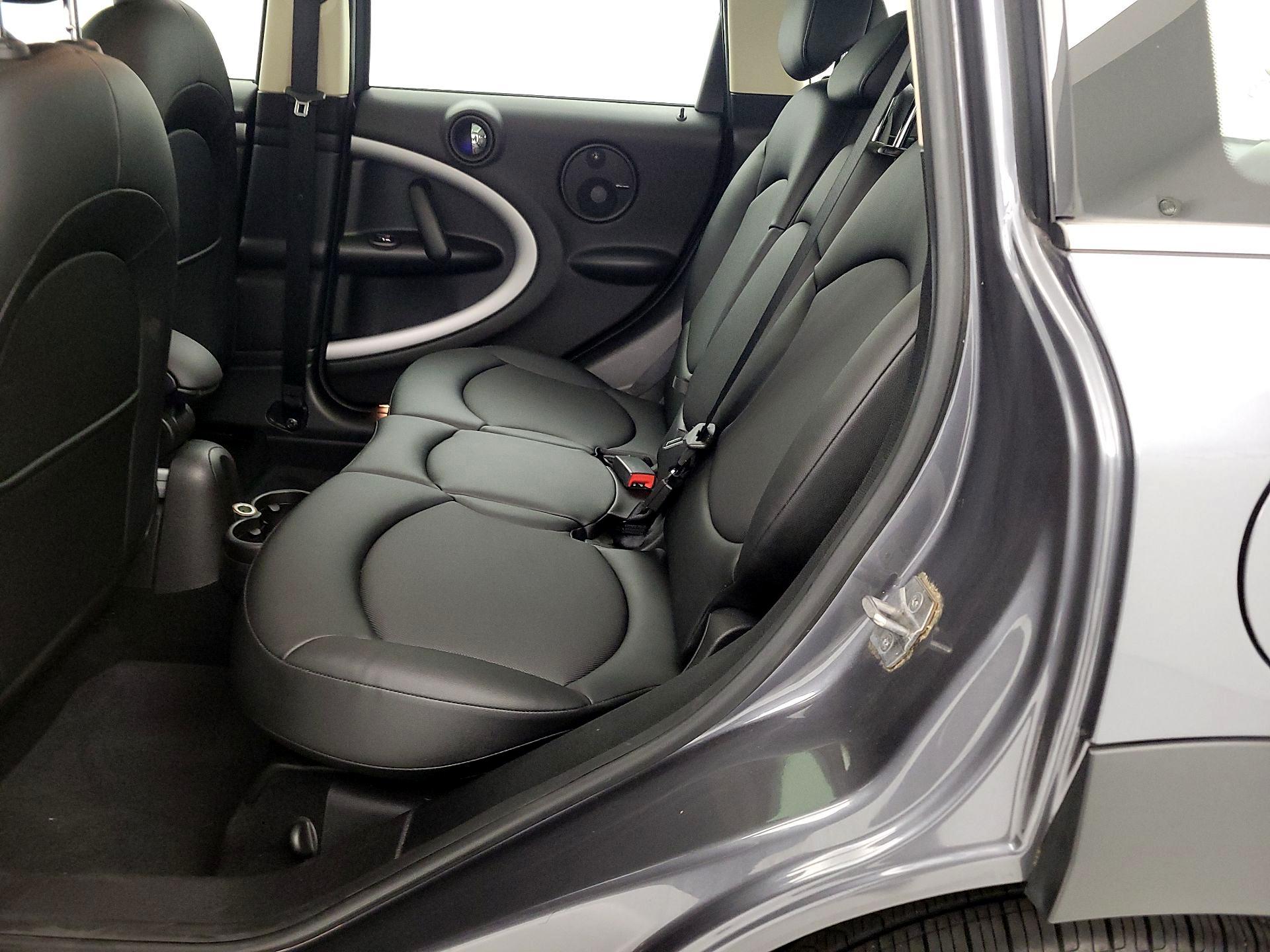 Thumbnail: 2016 MINI Cooper Countryman - 18