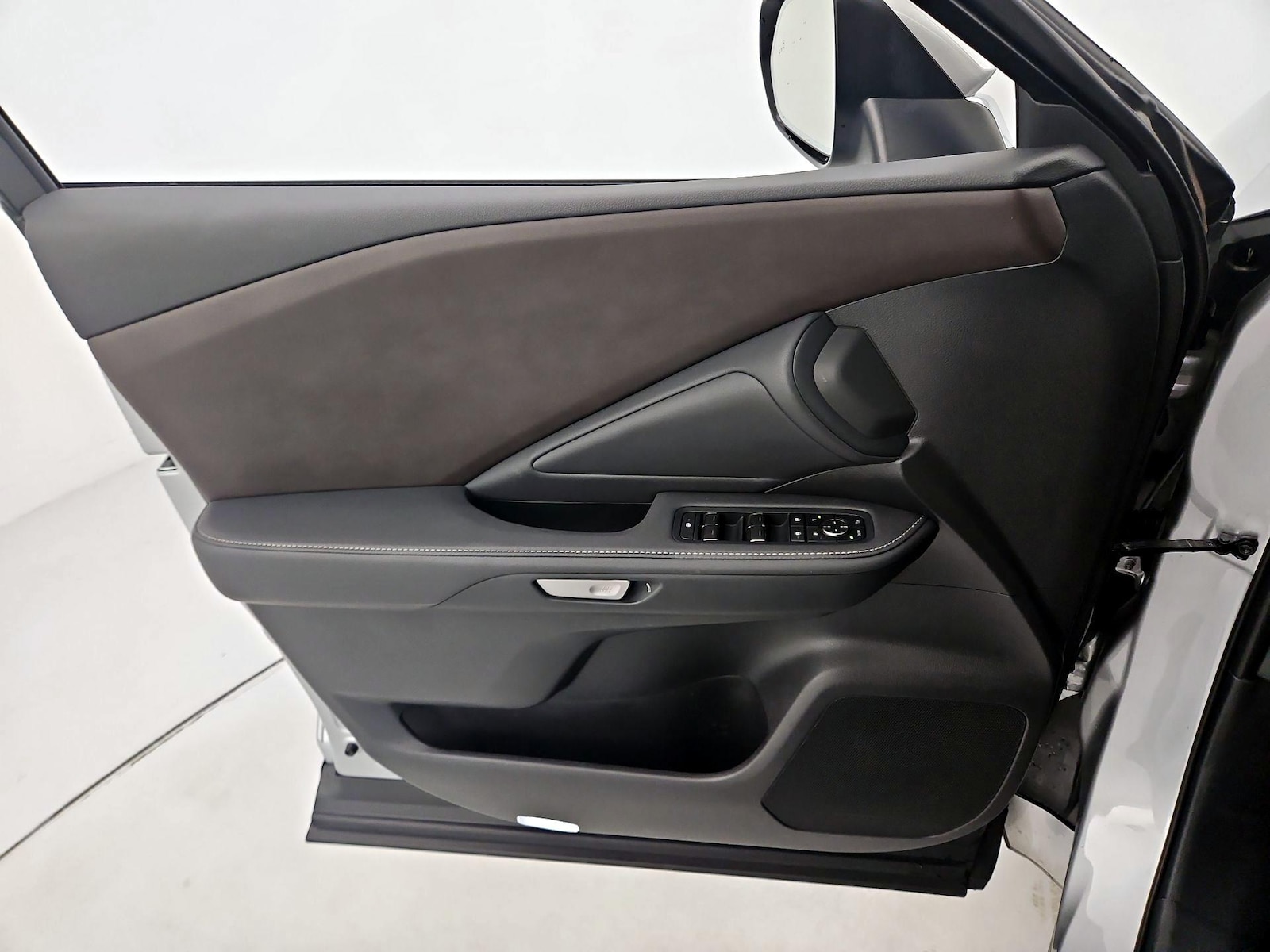 2025 Lexus TX Premium - Photo 13