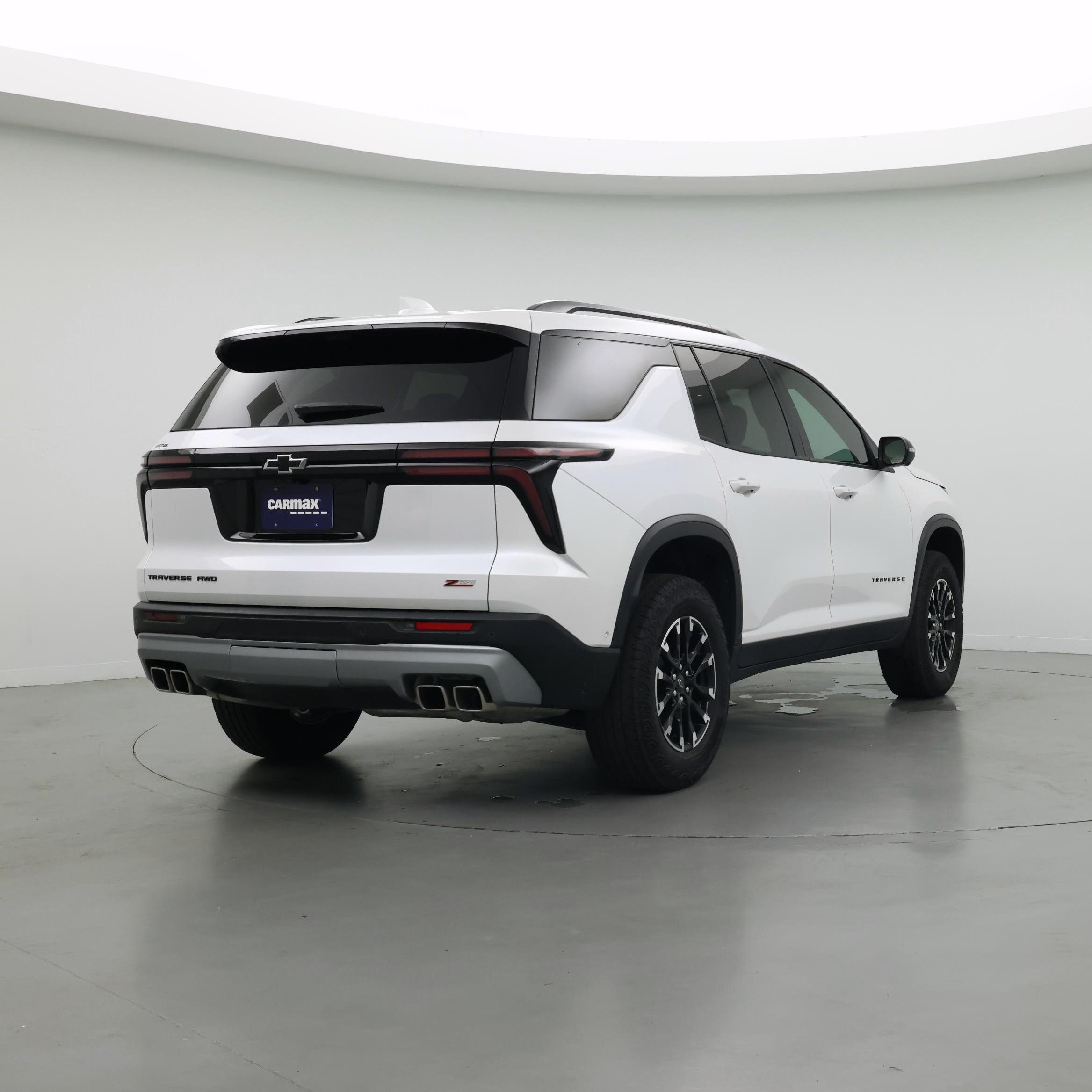 Thumbnail: 2024 Chevrolet Traverse - 8