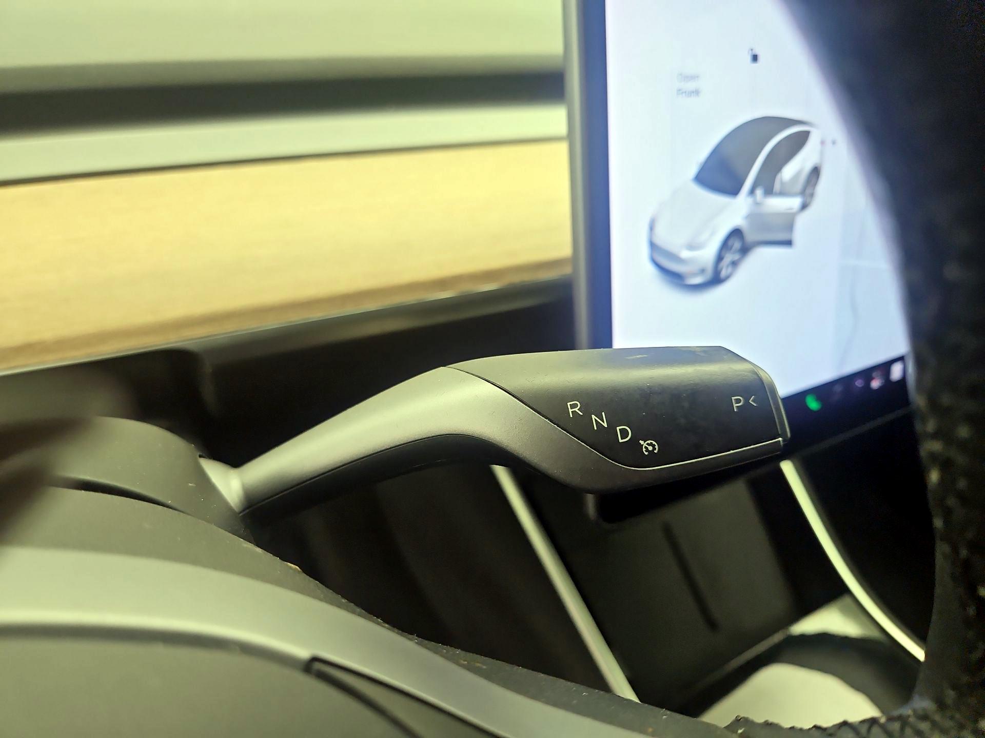Thumbnail: 2021 Tesla Model Y - 17