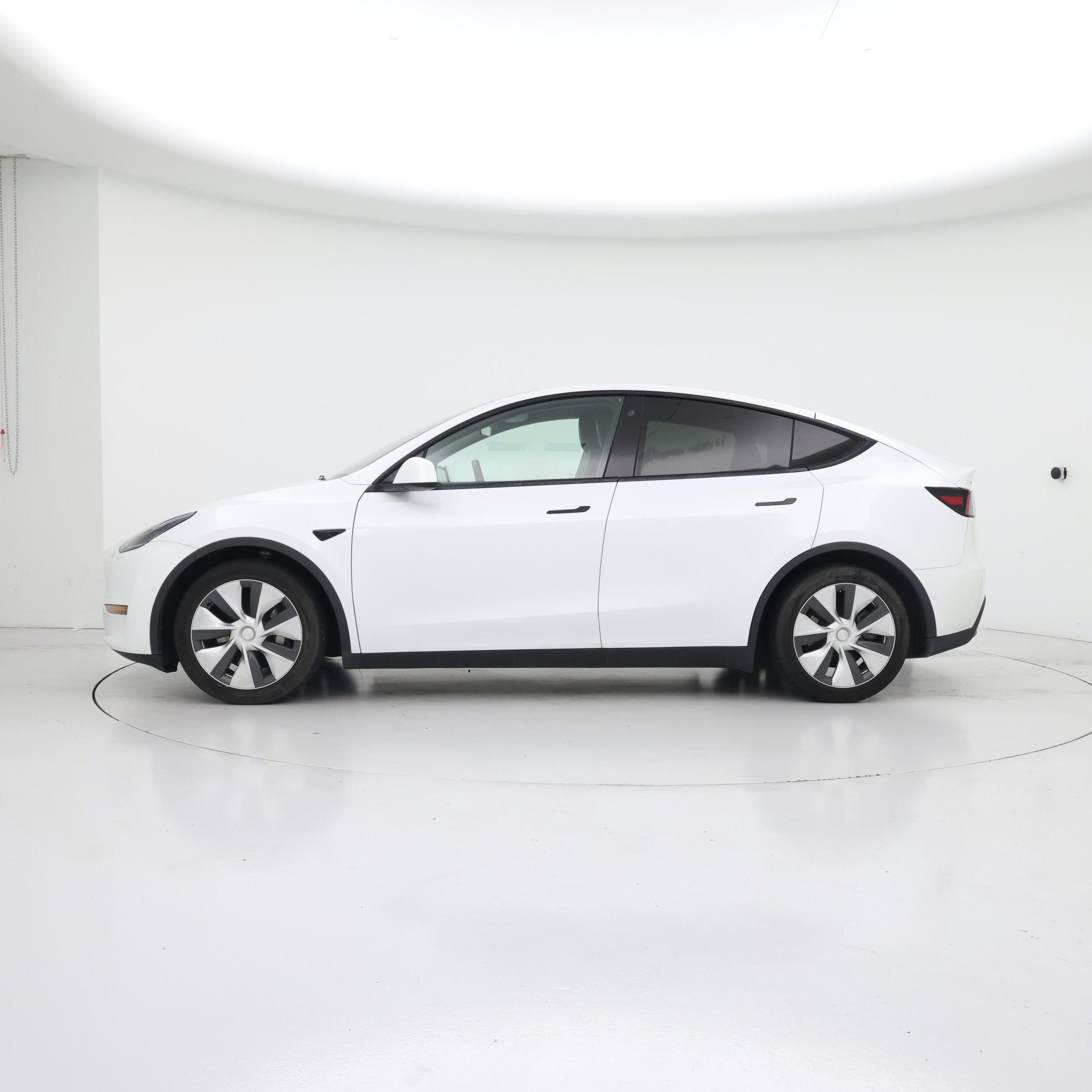 Thumbnail: 2021 Tesla Model Y - 3
