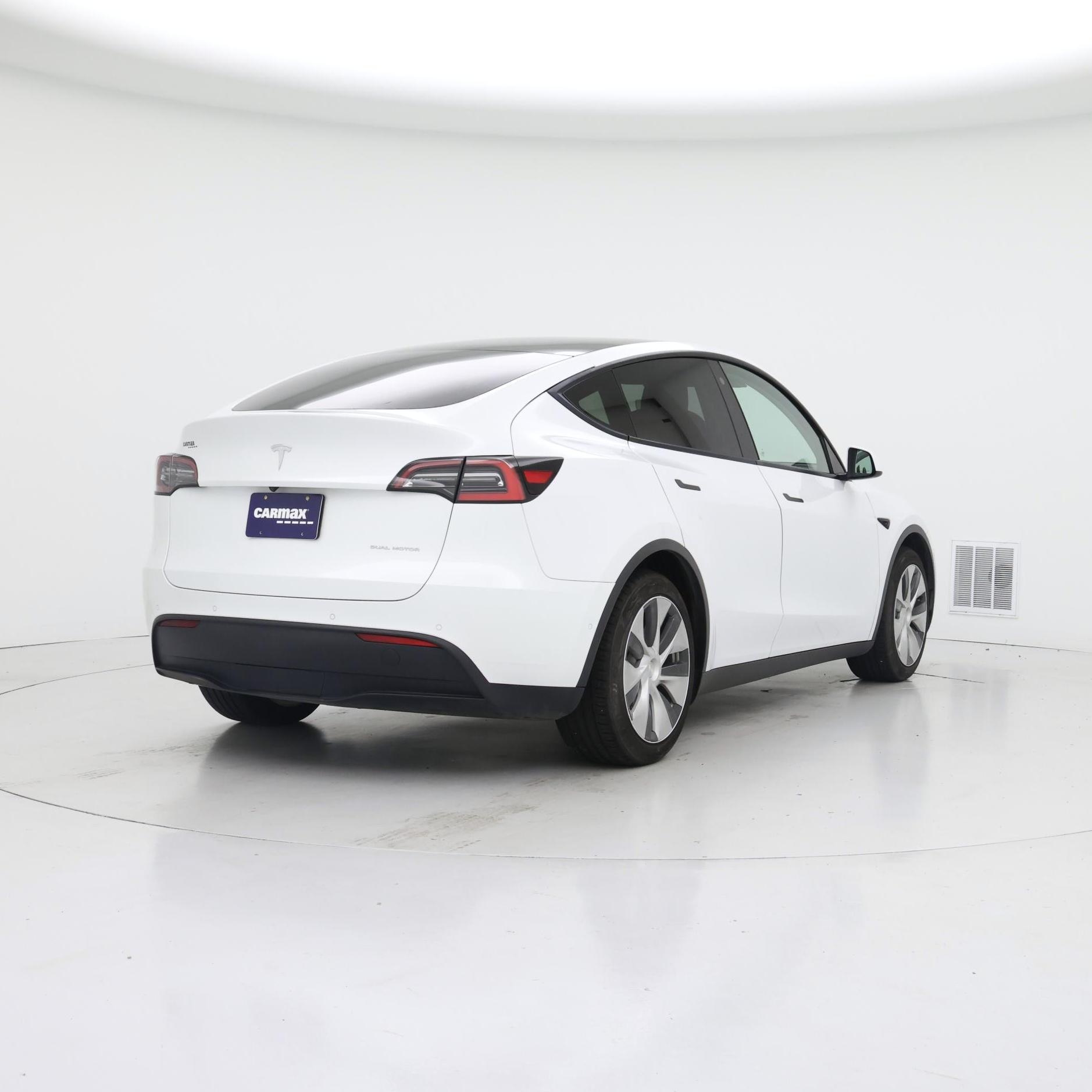 Thumbnail: 2021 Tesla Model Y - 8