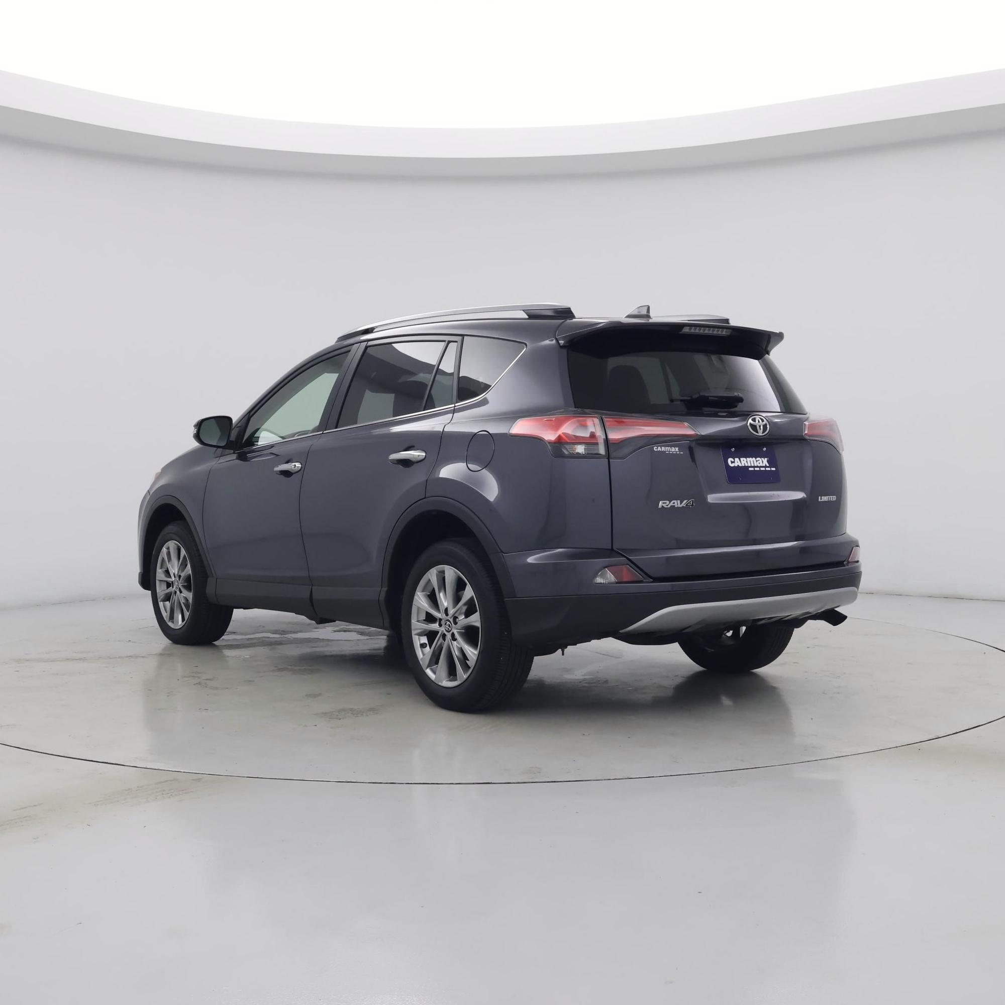 Thumbnail: 2018 Toyota RAV4 - 2