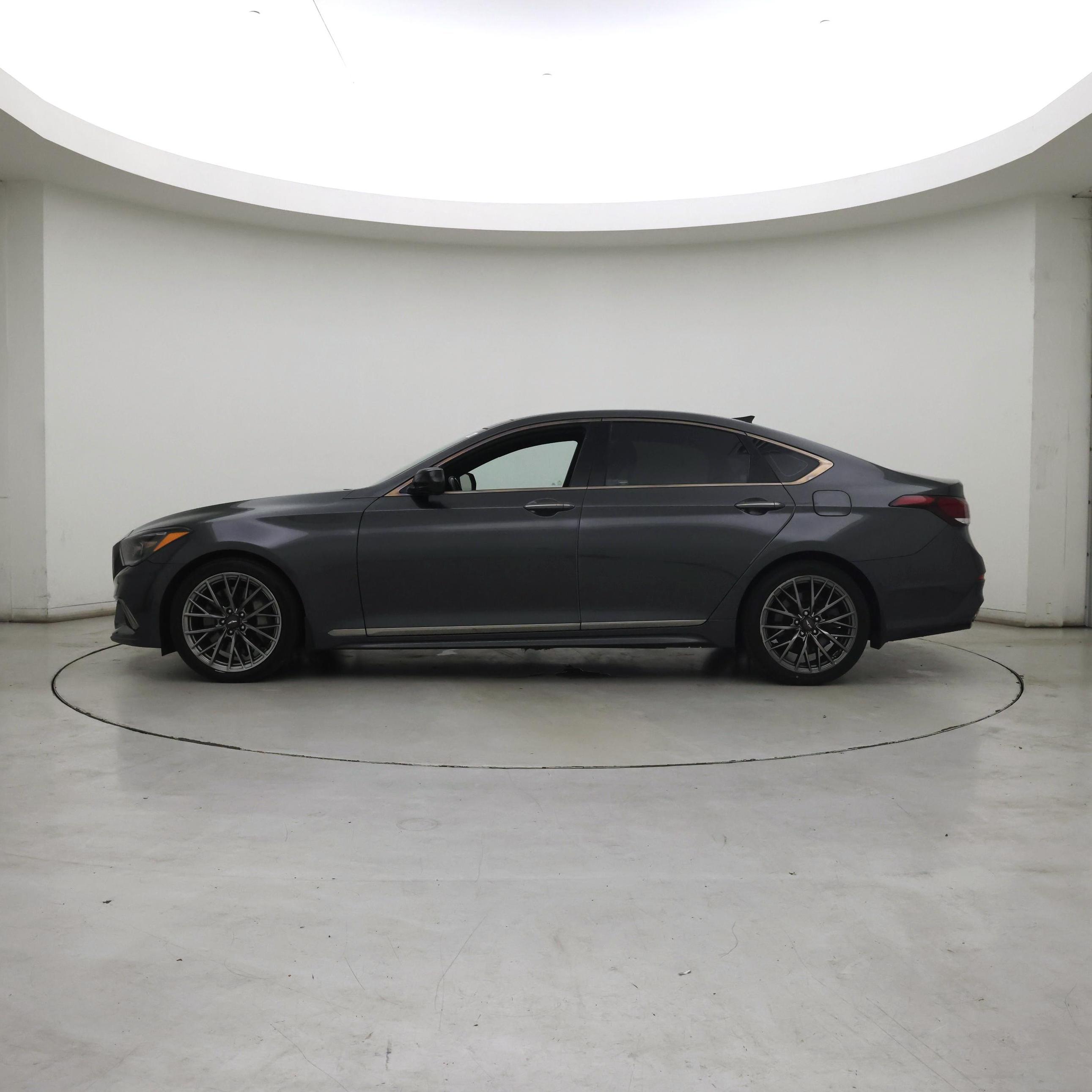 Thumbnail: 2018 Genesis G80 - 3