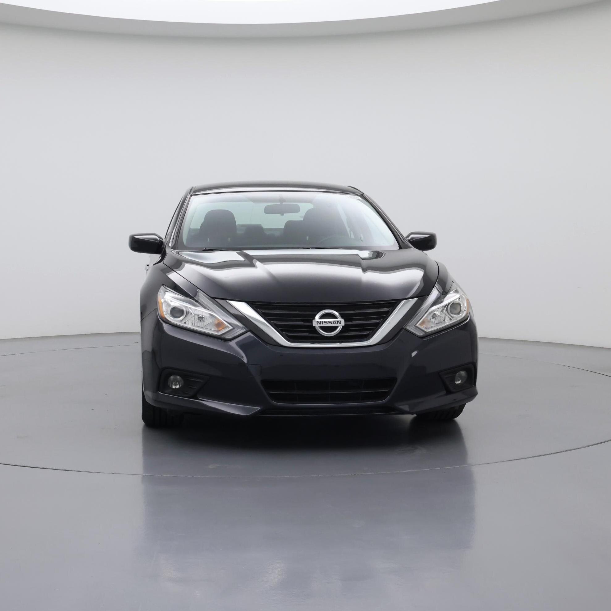 Thumbnail: 2017 Nissan Altima - 5