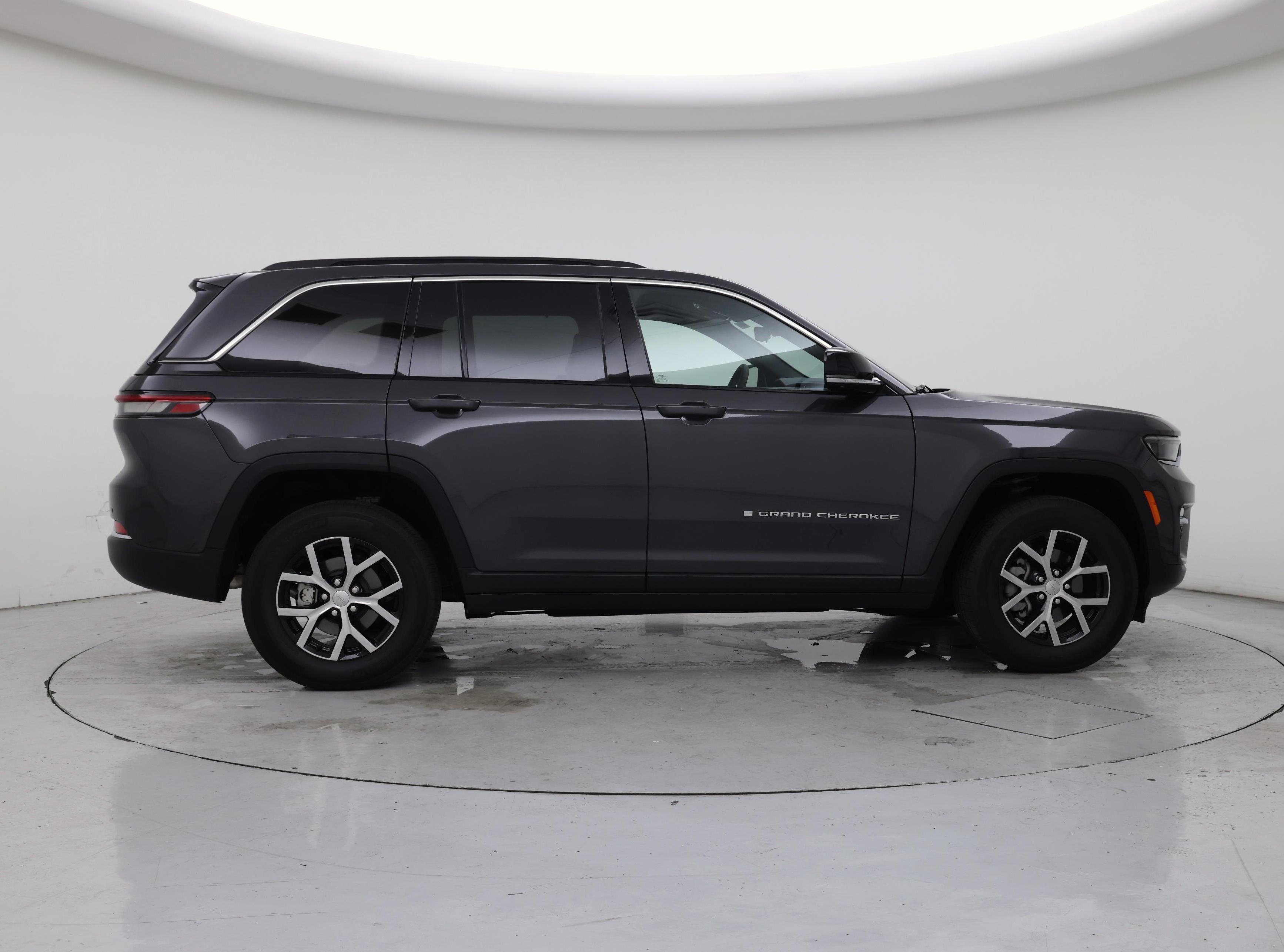 Thumbnail: 2025 Jeep Grand Cherokee - 7