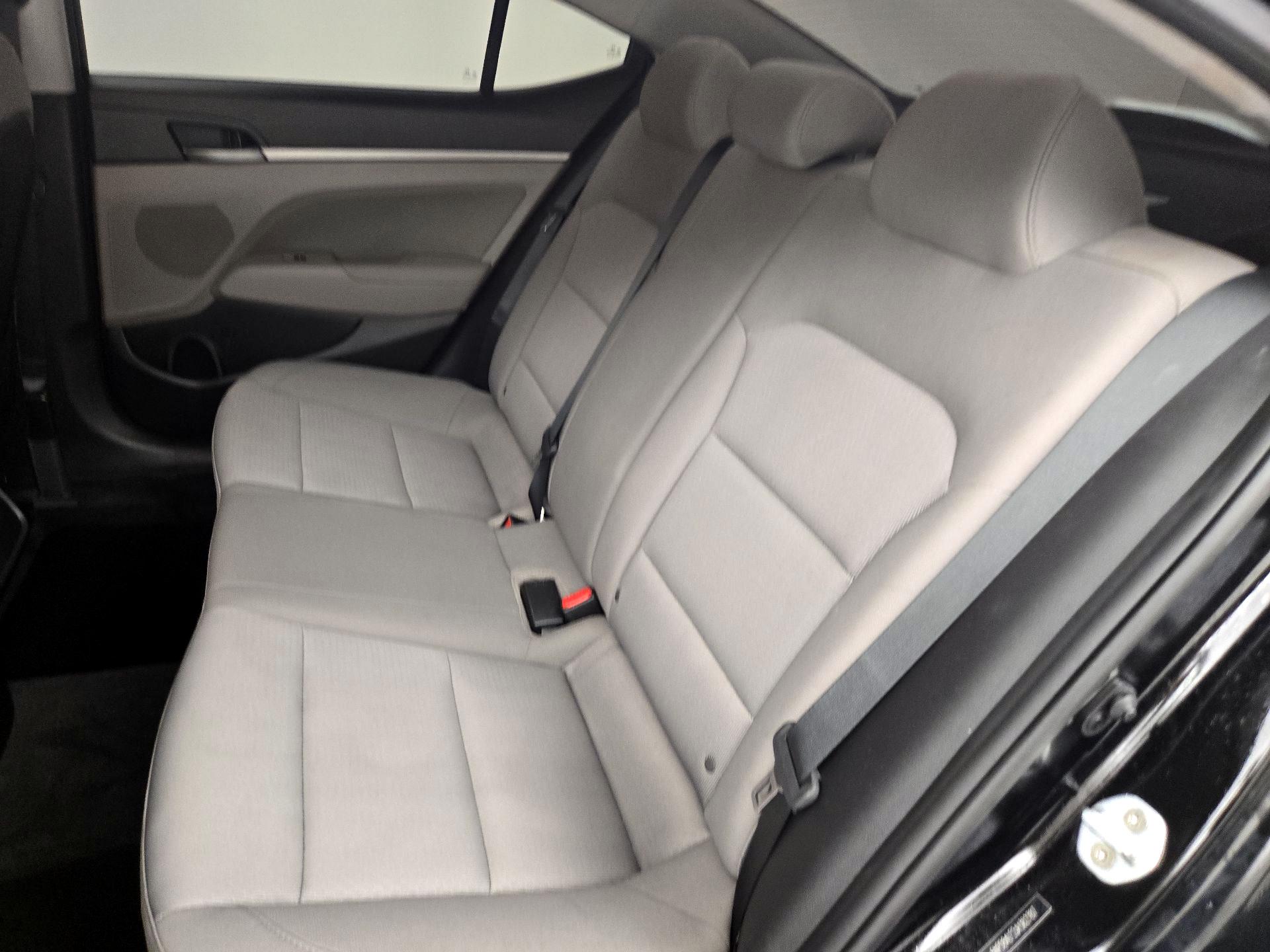 Thumbnail: 2018 Hyundai Elantra - 20