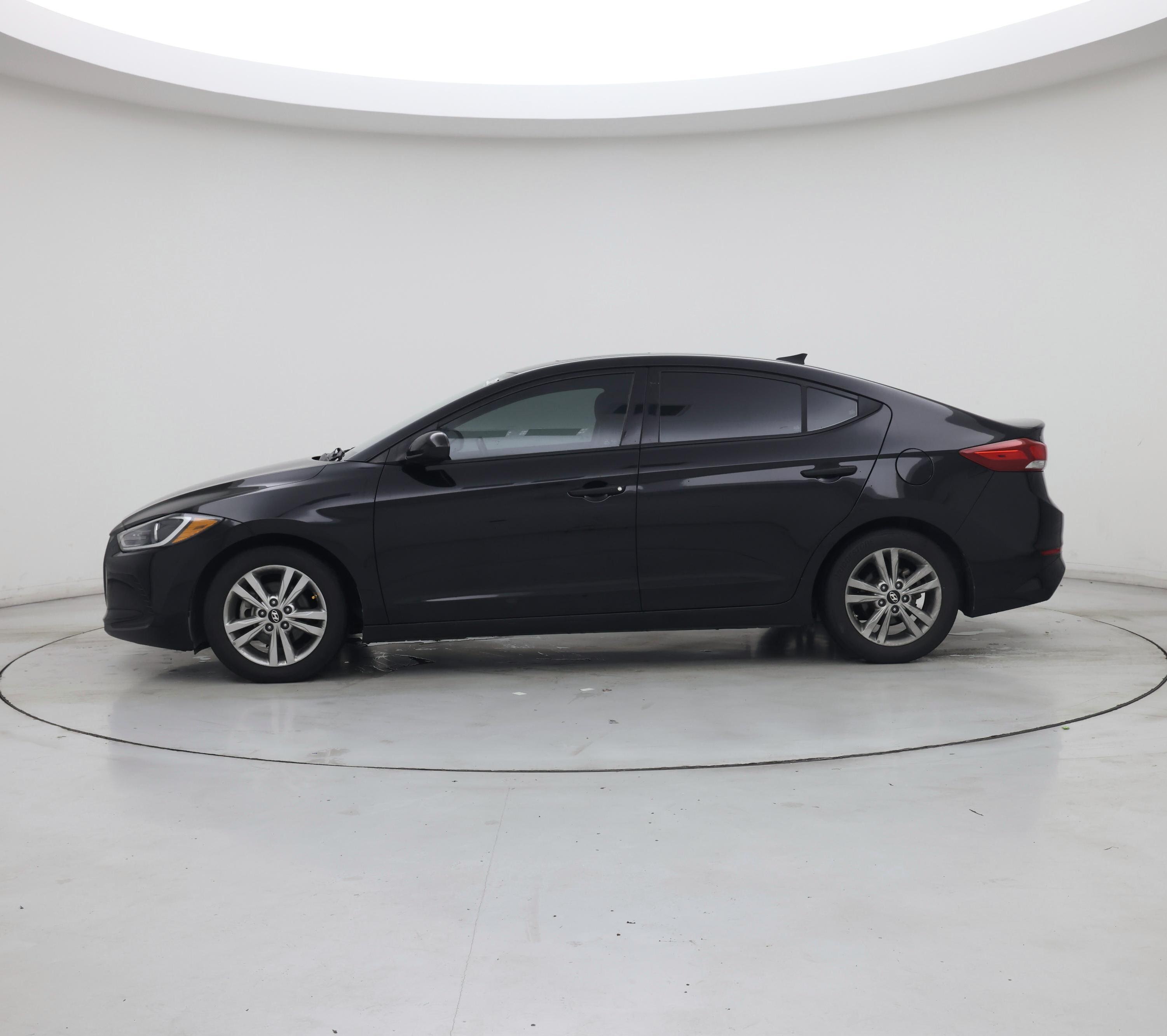 Thumbnail: 2018 Hyundai Elantra - 3