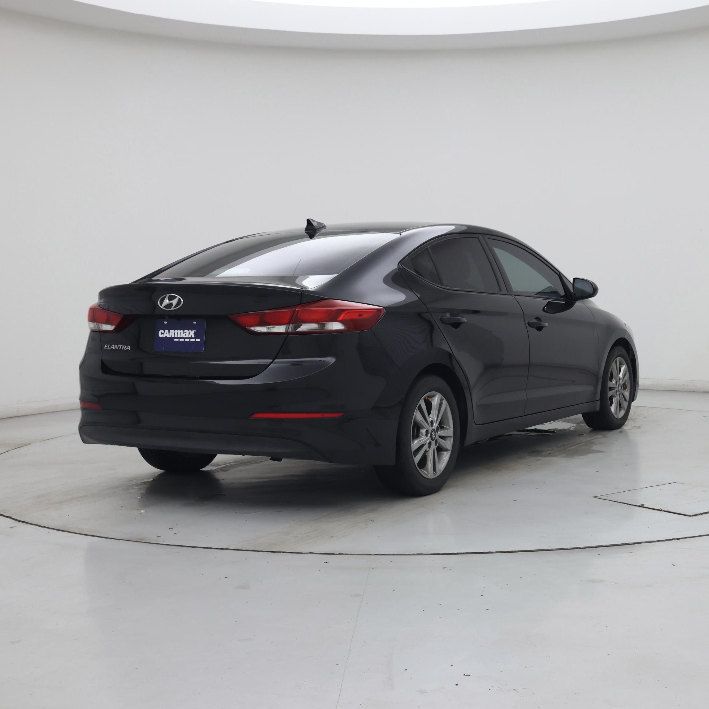Thumbnail: 2018 Hyundai Elantra - 8