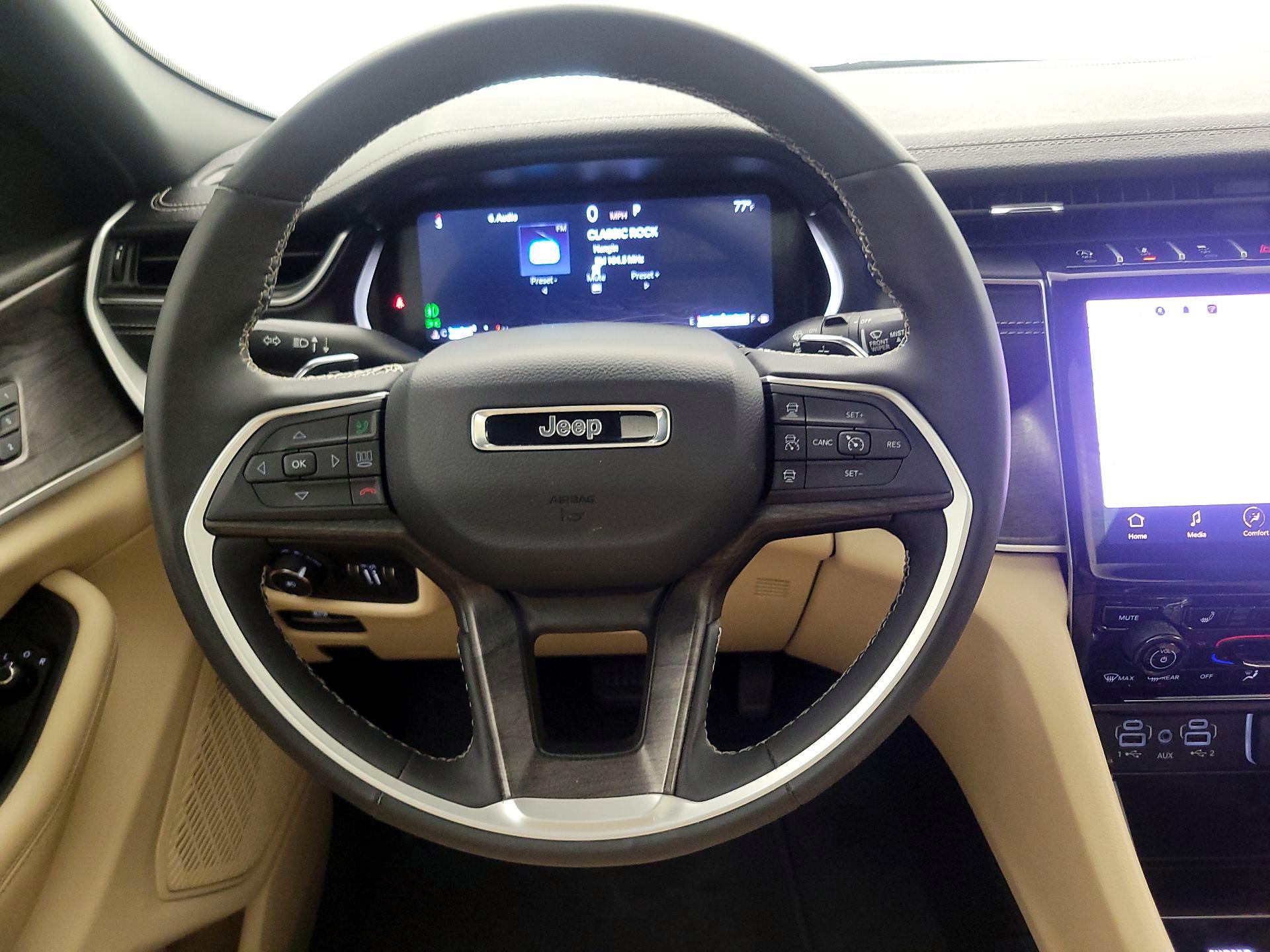 Thumbnail: 2025 Jeep Grand Cherokee - 10