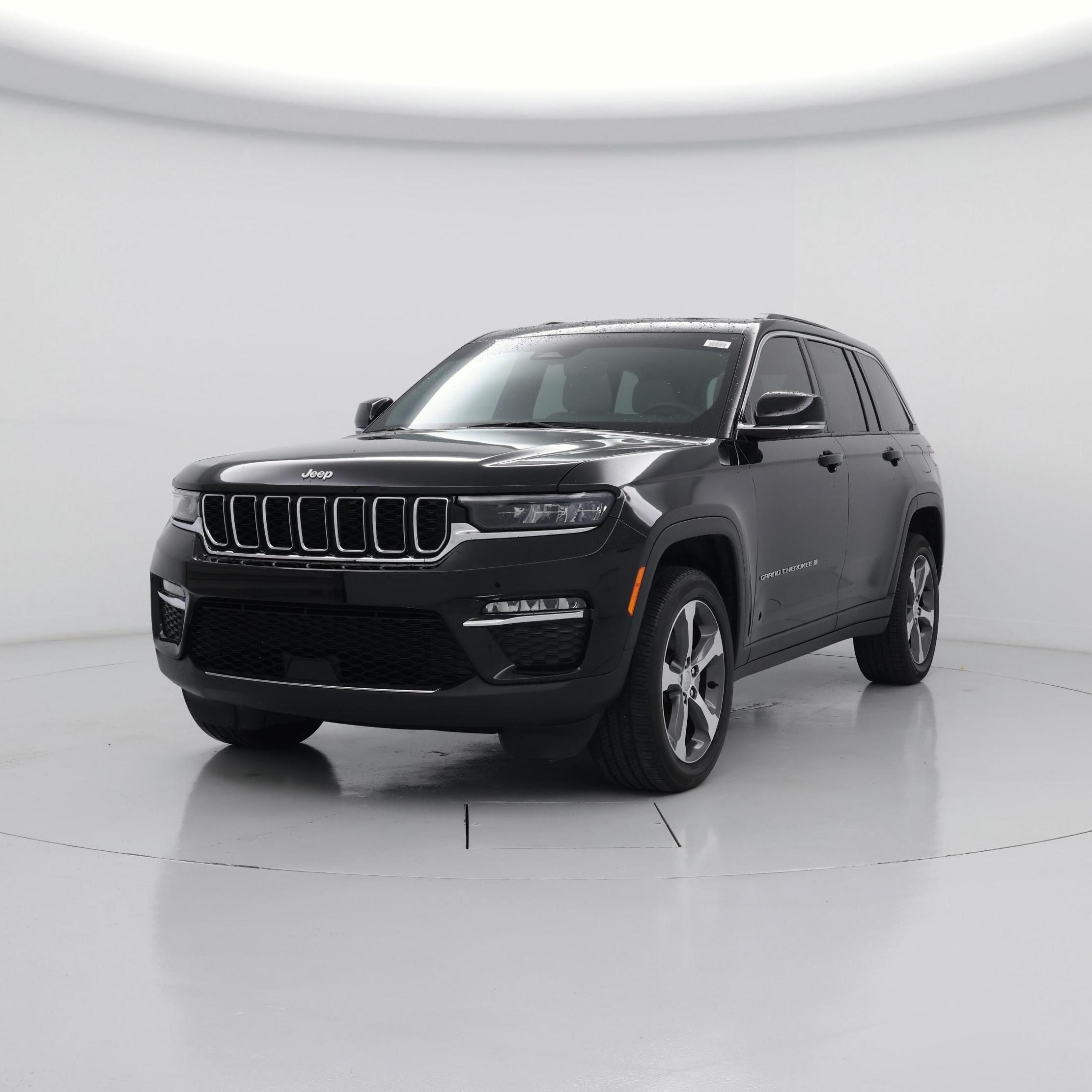 Thumbnail: 2025 Jeep Grand Cherokee - 4