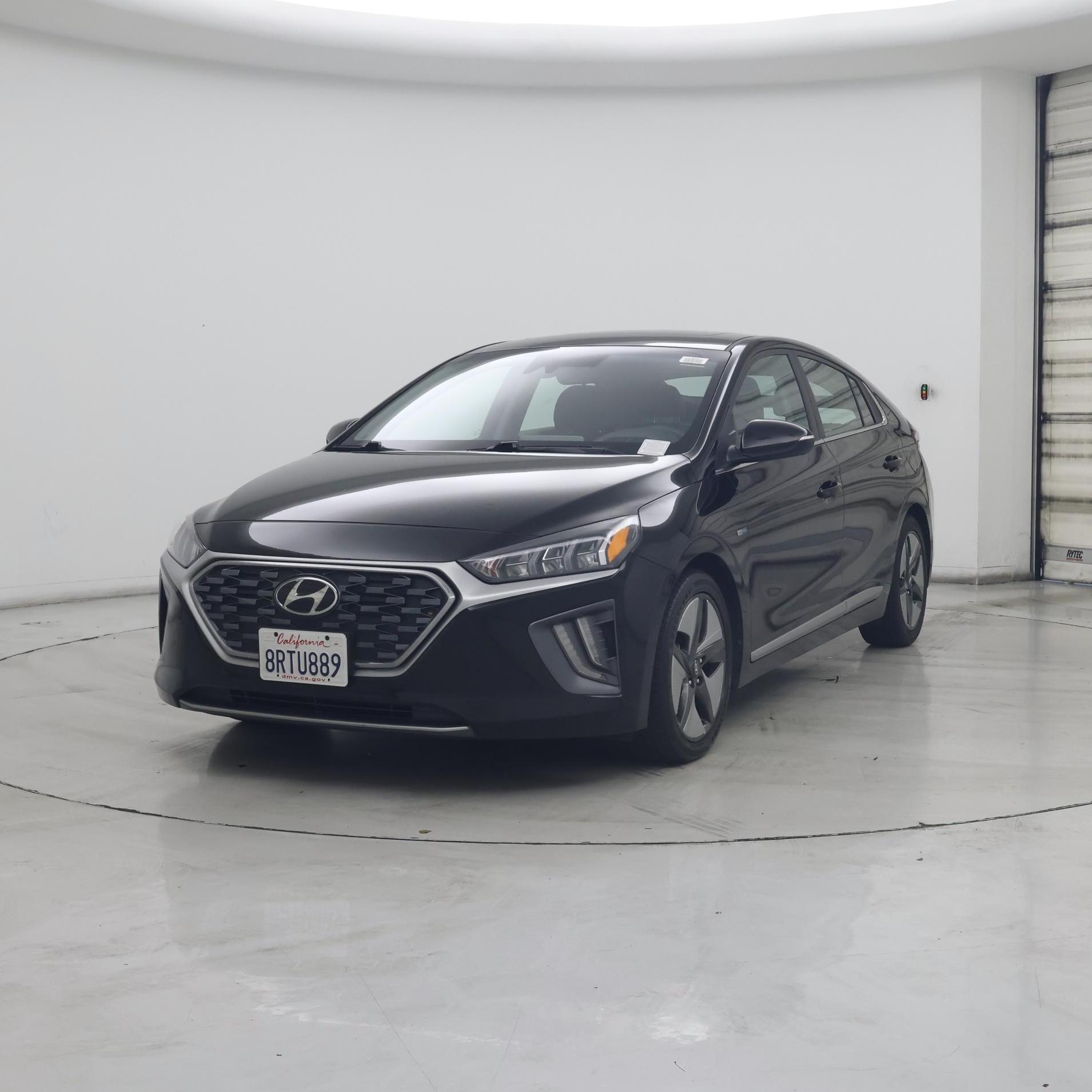 Thumbnail: 2020 Hyundai Ioniq - 4