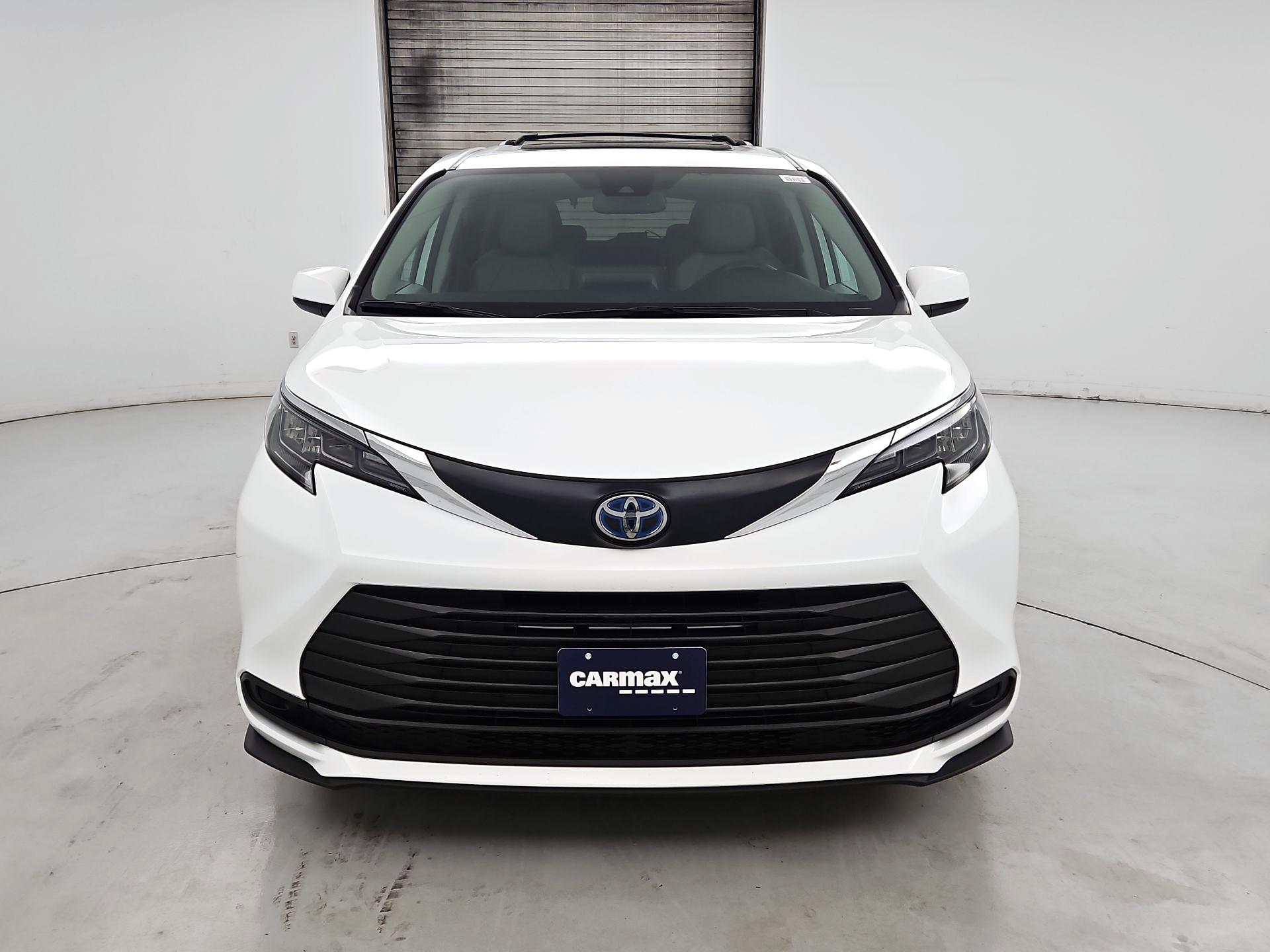 Thumbnail: 2024 Toyota Sienna - 2