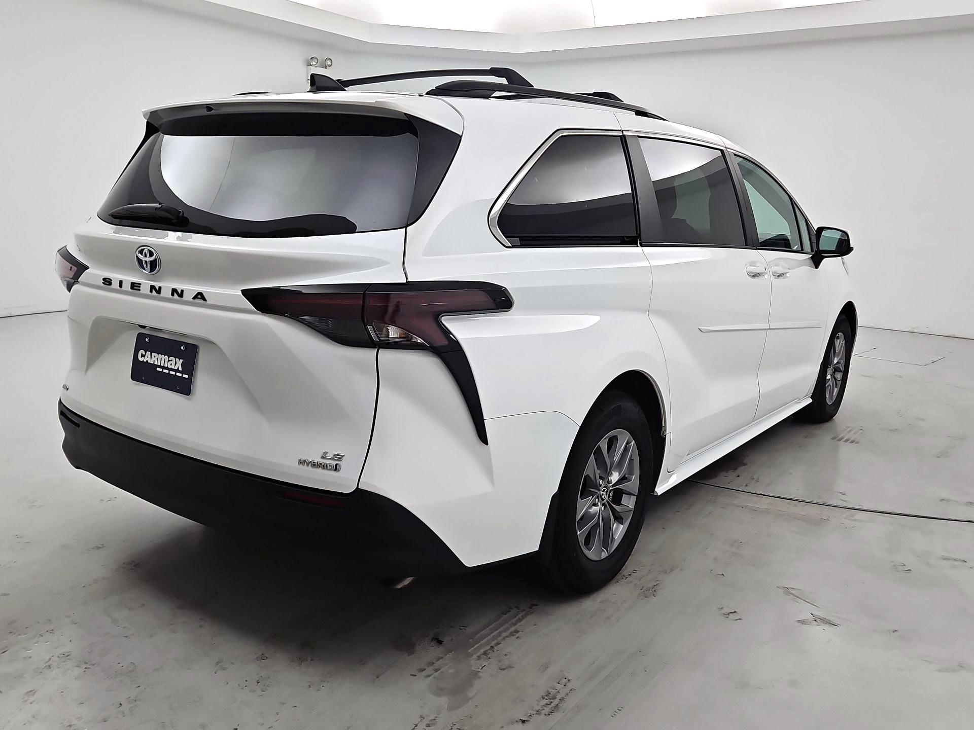 Thumbnail: 2024 Toyota Sienna - 5