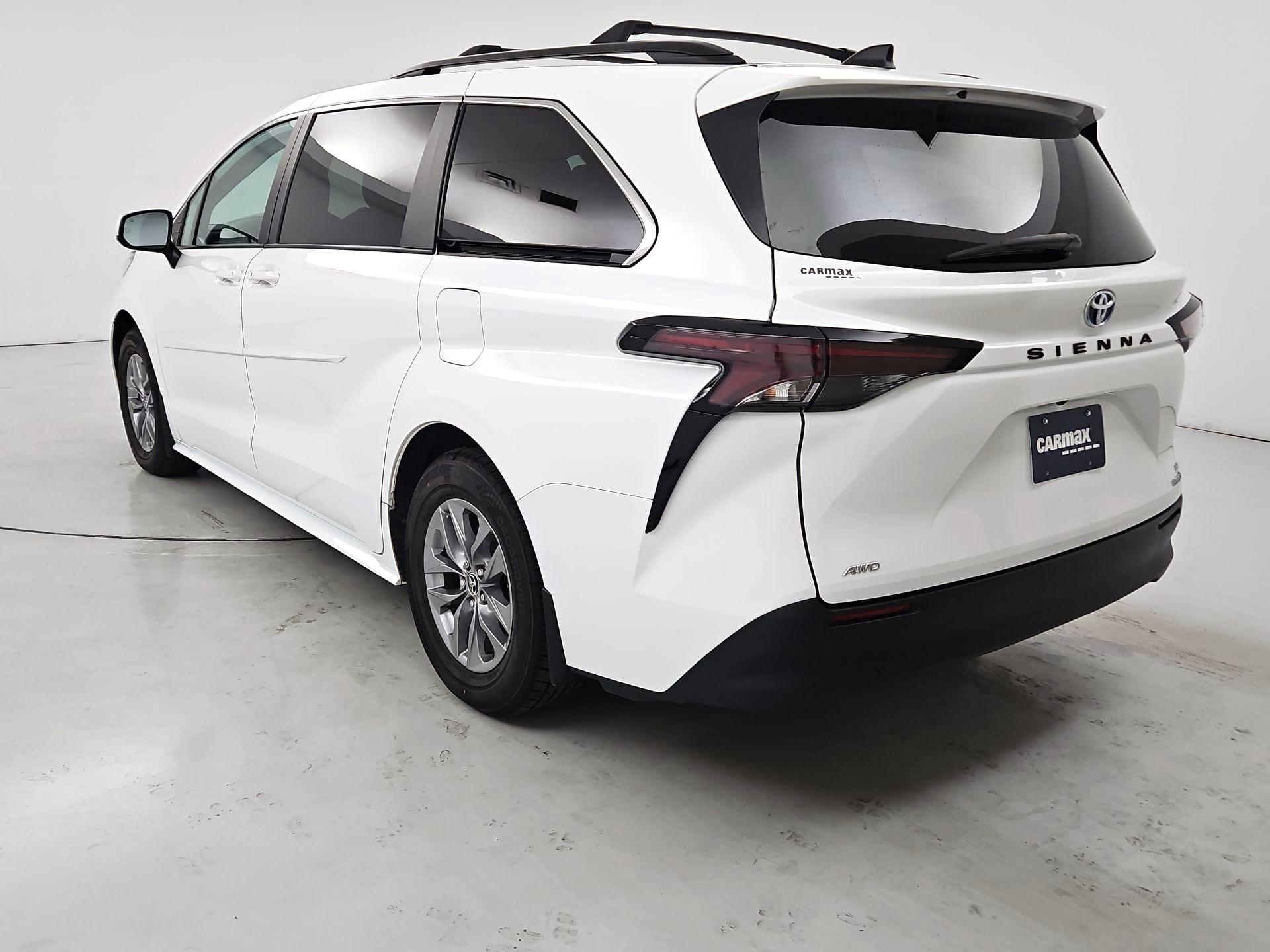 Thumbnail: 2024 Toyota Sienna - 7