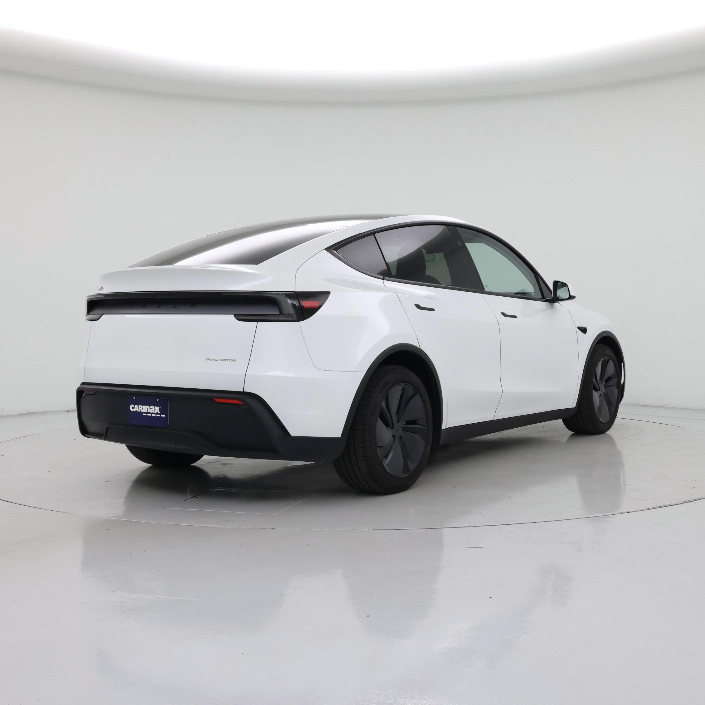 Thumbnail: 2026 Tesla Model Y - 8