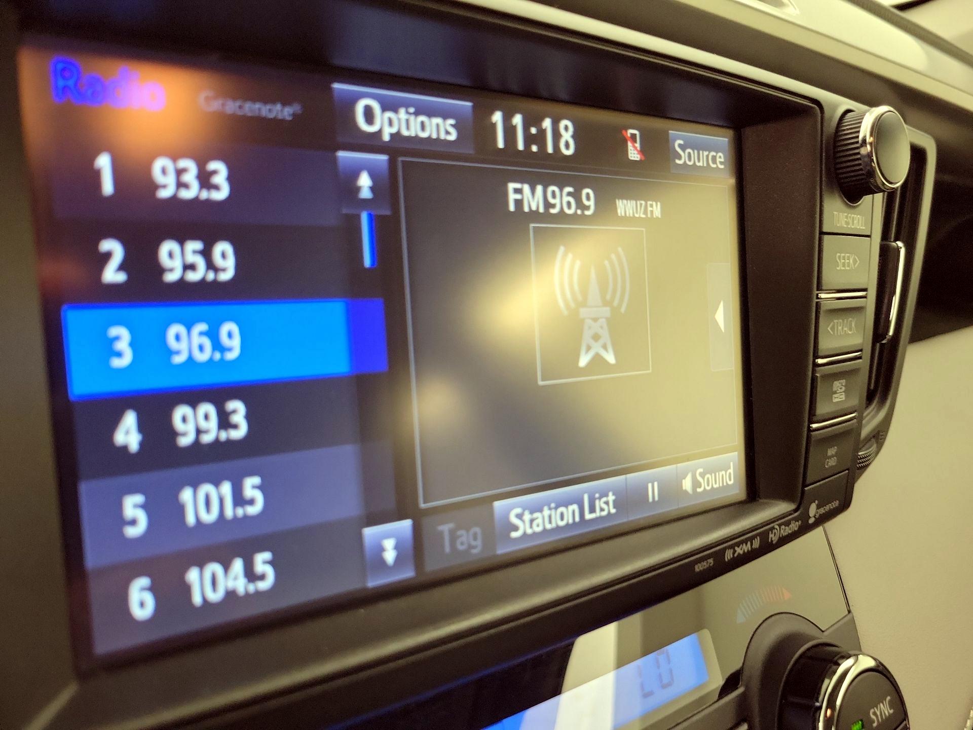 Thumbnail: 2016 Toyota RAV4 - 15