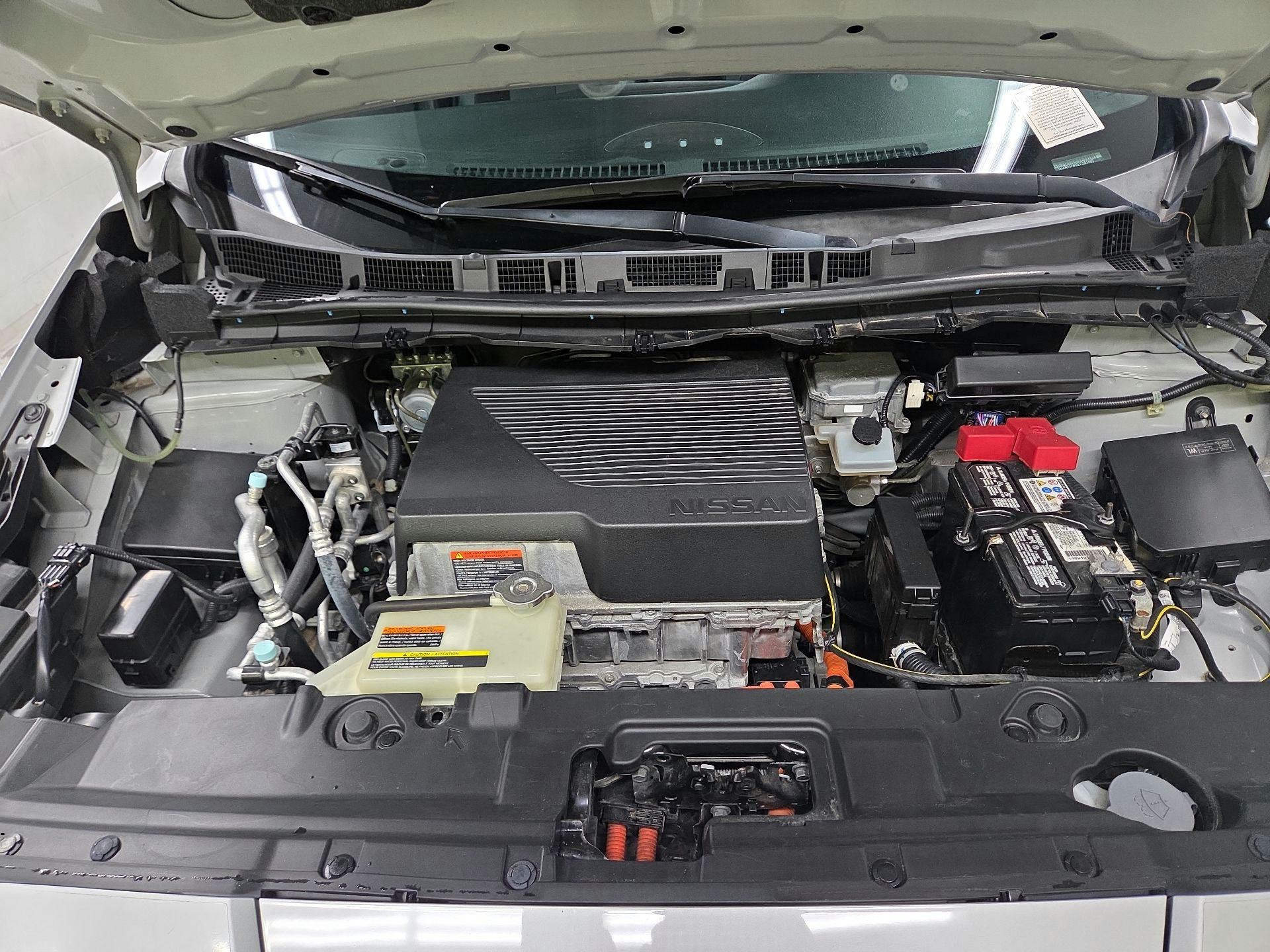 Thumbnail: 2020 Nissan Leaf - 17