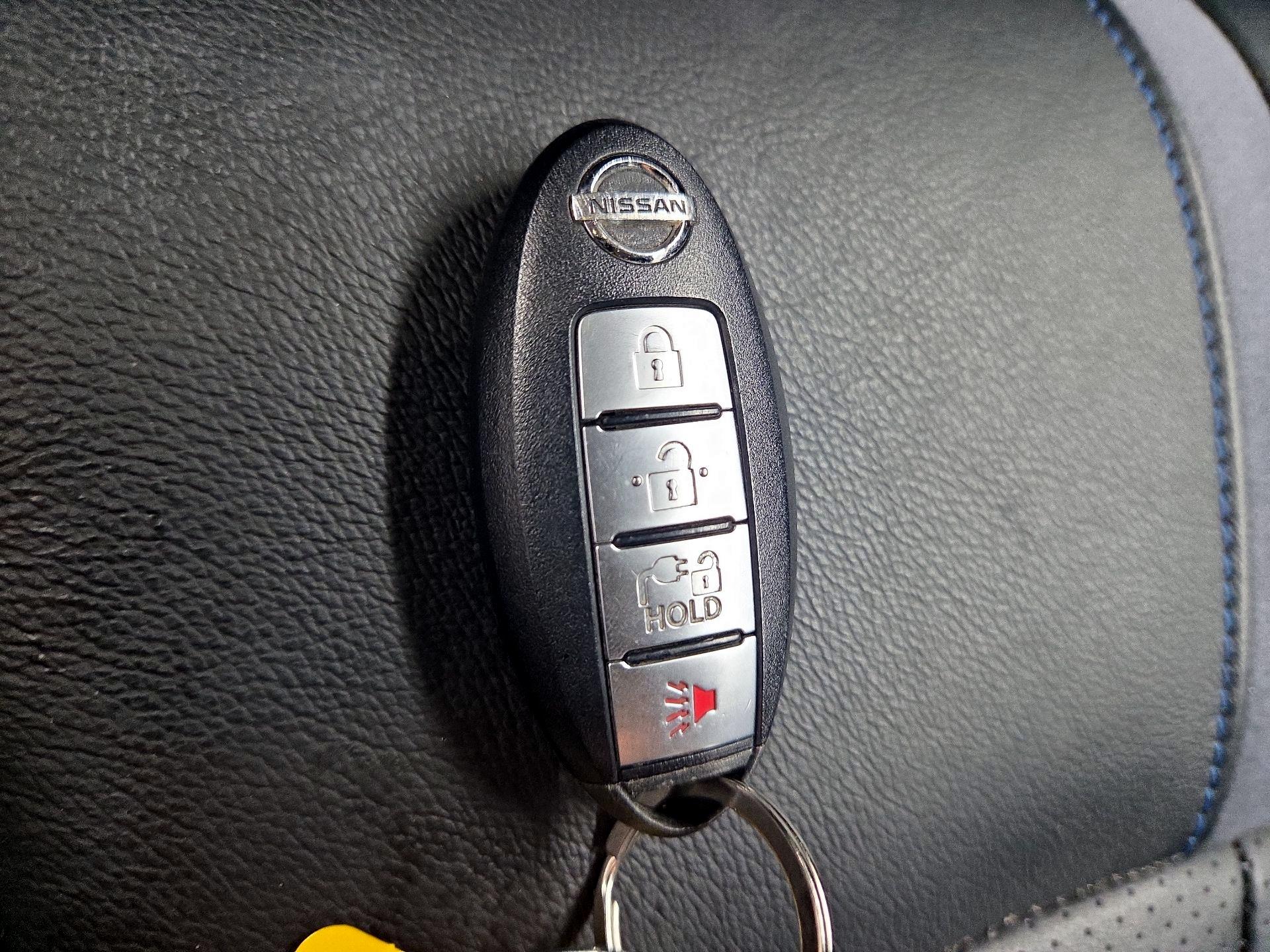 Thumbnail: 2020 Nissan Leaf - 18