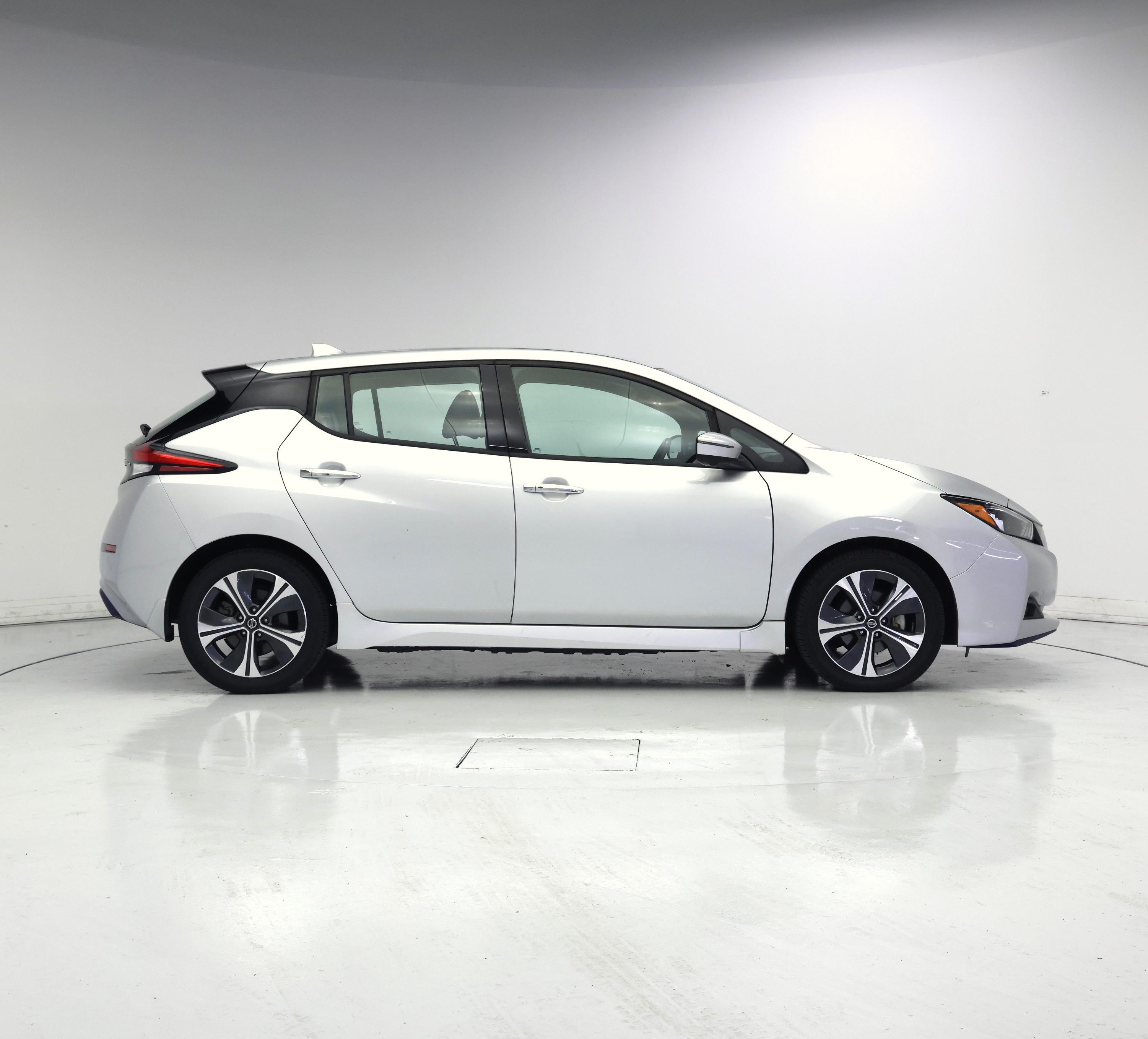 Thumbnail: 2020 Nissan Leaf - 7