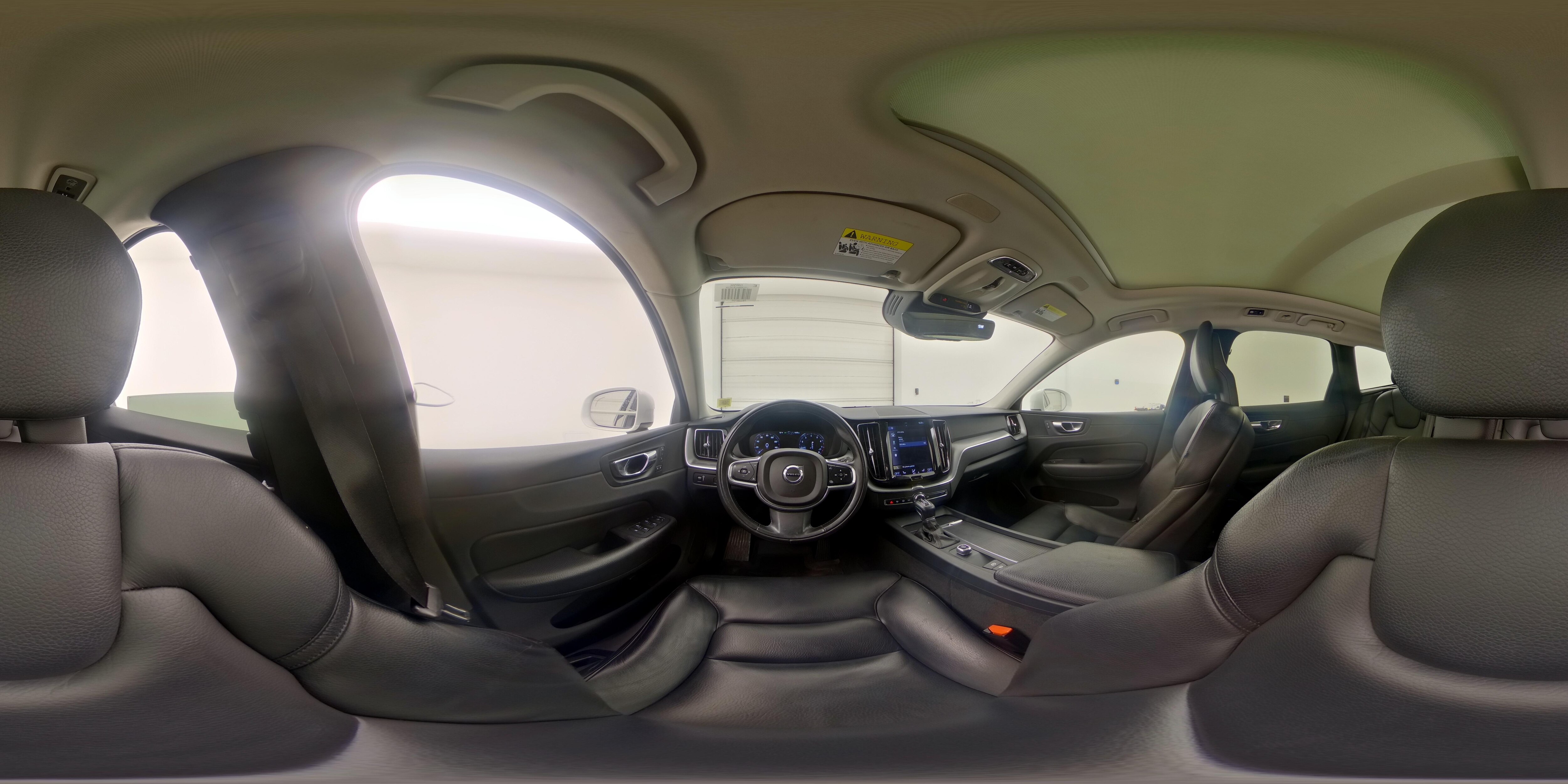 2018 Volvo XC60 Momentum - Photo 26