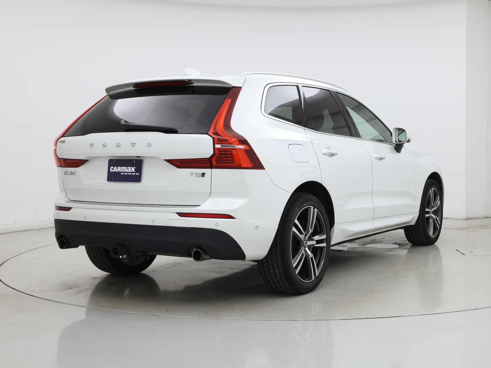 2018 Volvo XC60 Momentum - Photo 9