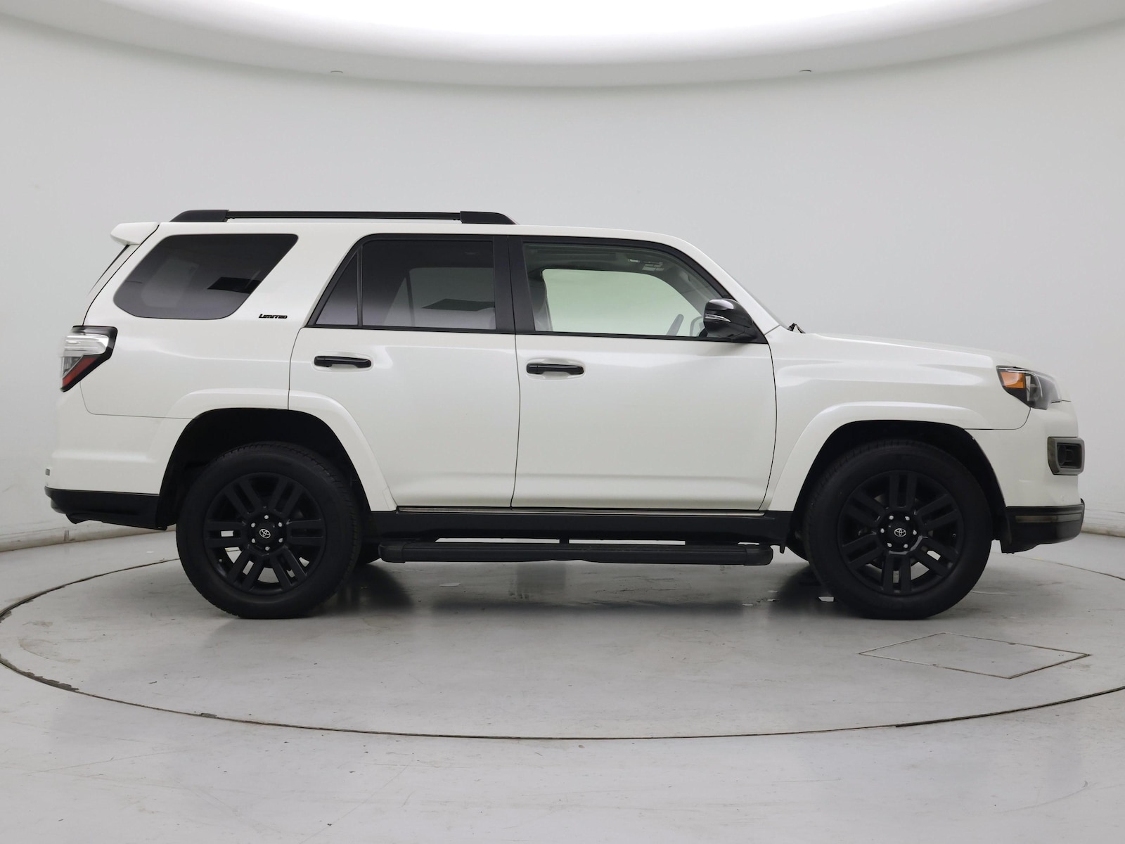 2021 Toyota 4Runner Night Shade - Photo 8