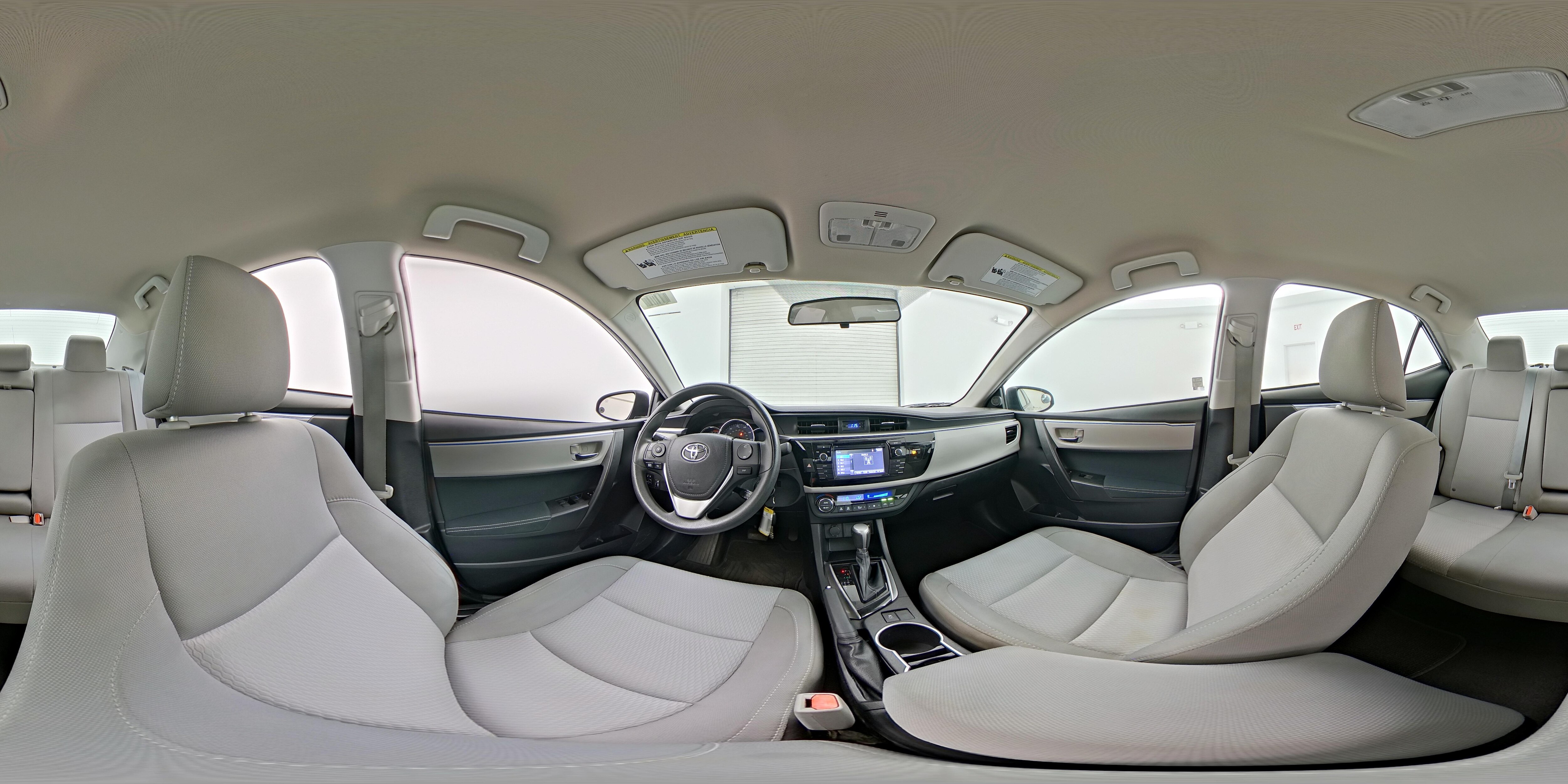 2015 Toyota Corolla LE - Photo 22