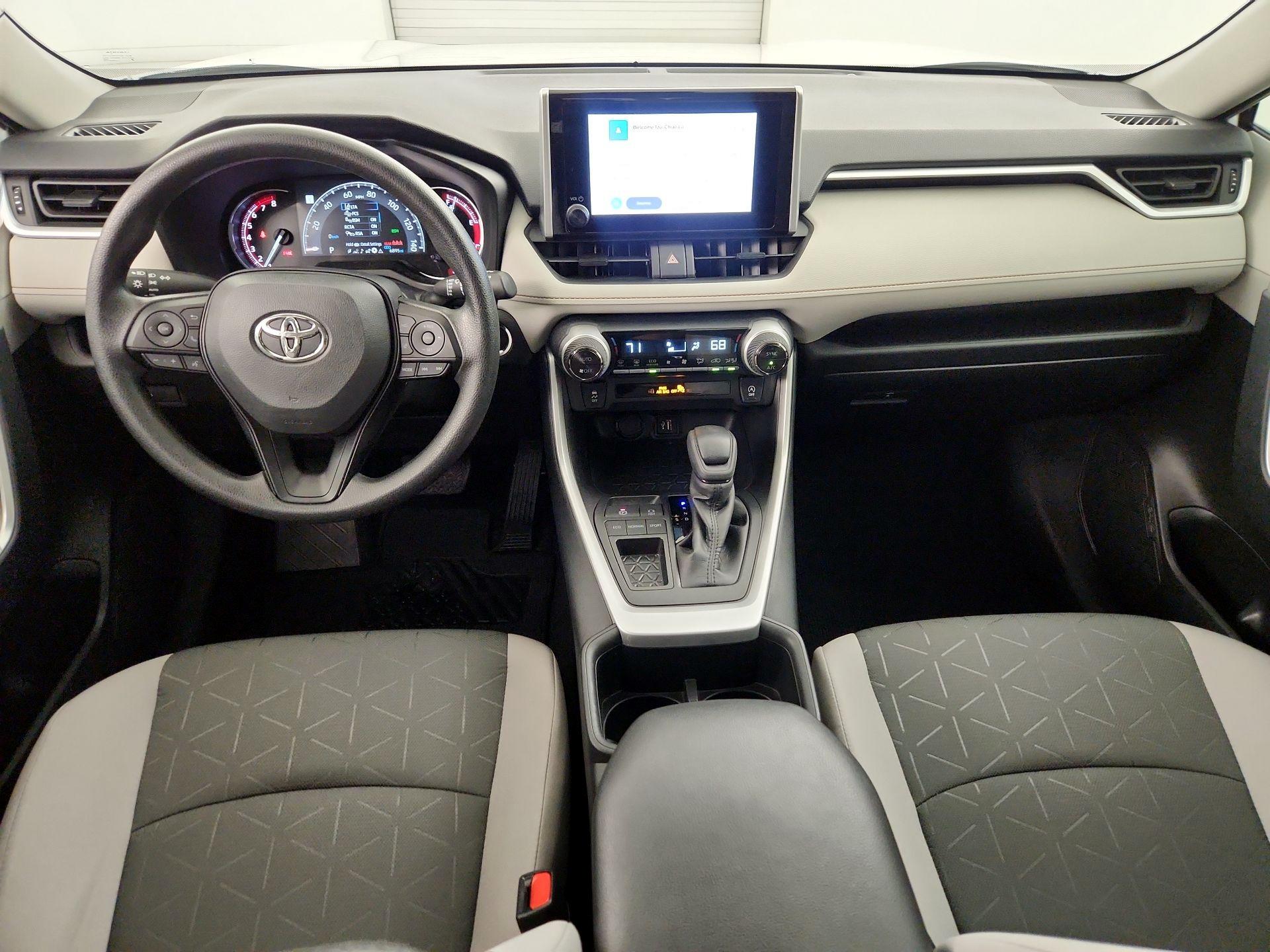 Thumbnail: 2025 Toyota RAV4 - 9