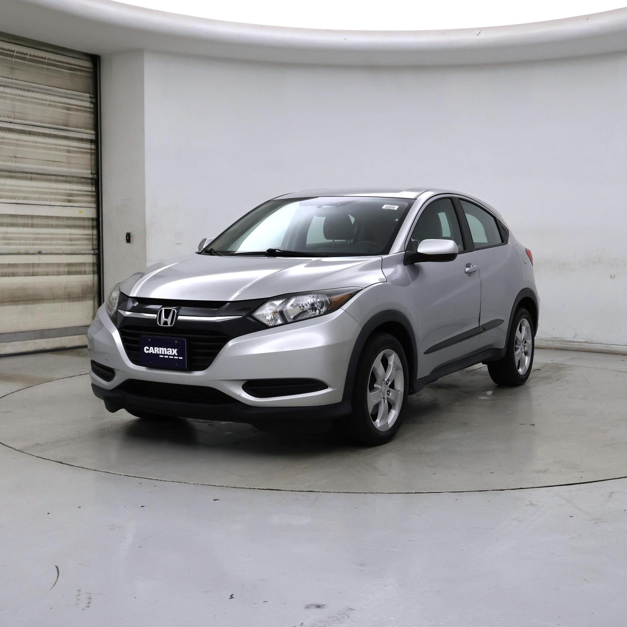 Thumbnail: 2016 Honda HR-V - 4