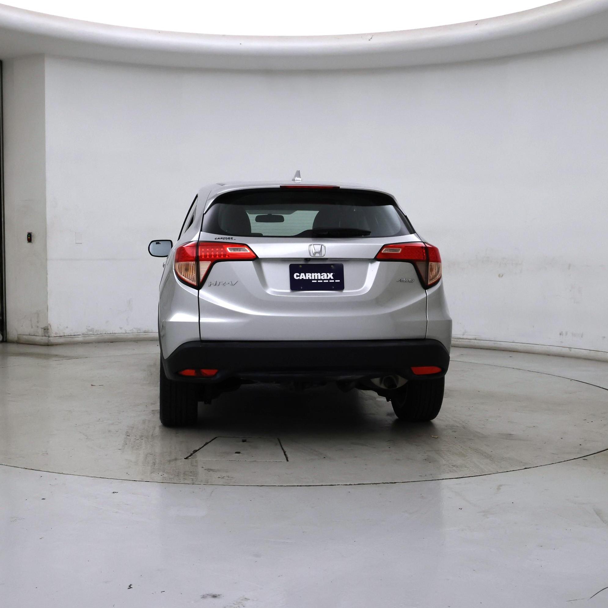 Thumbnail: 2016 Honda HR-V - 6