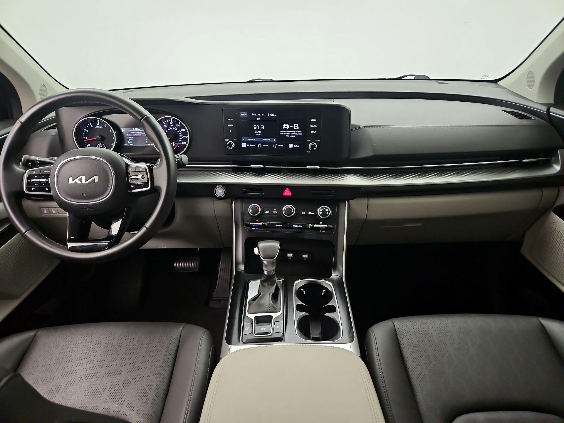 Thumbnail: 2024 Kia Carnival - 9