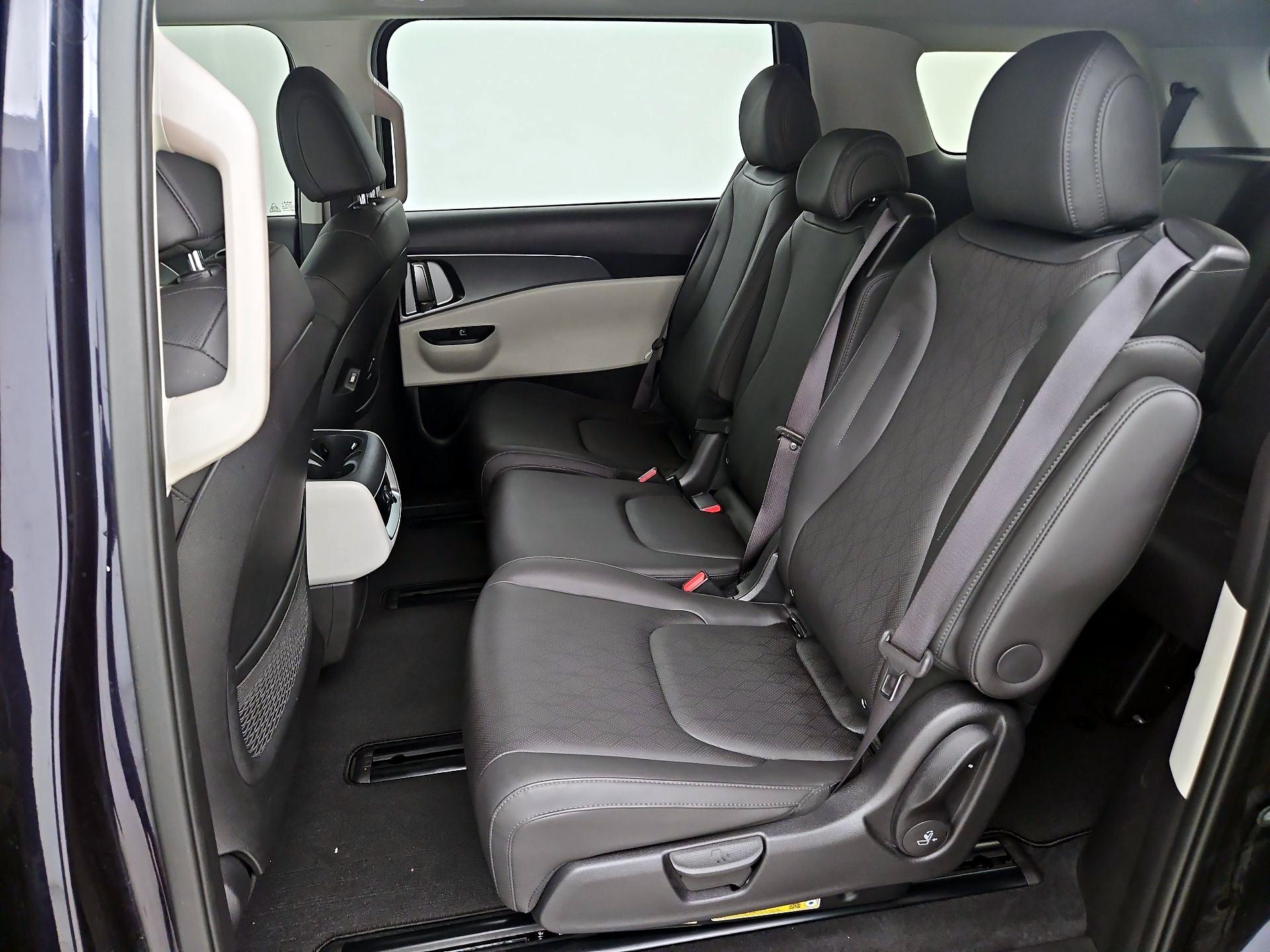 Thumbnail: 2024 Kia Carnival - 19