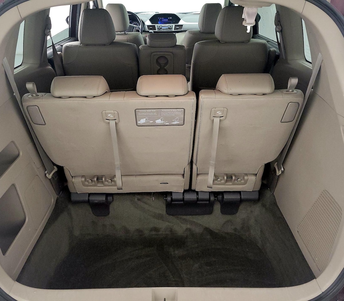 Trunk/Cargo (Seats Up)