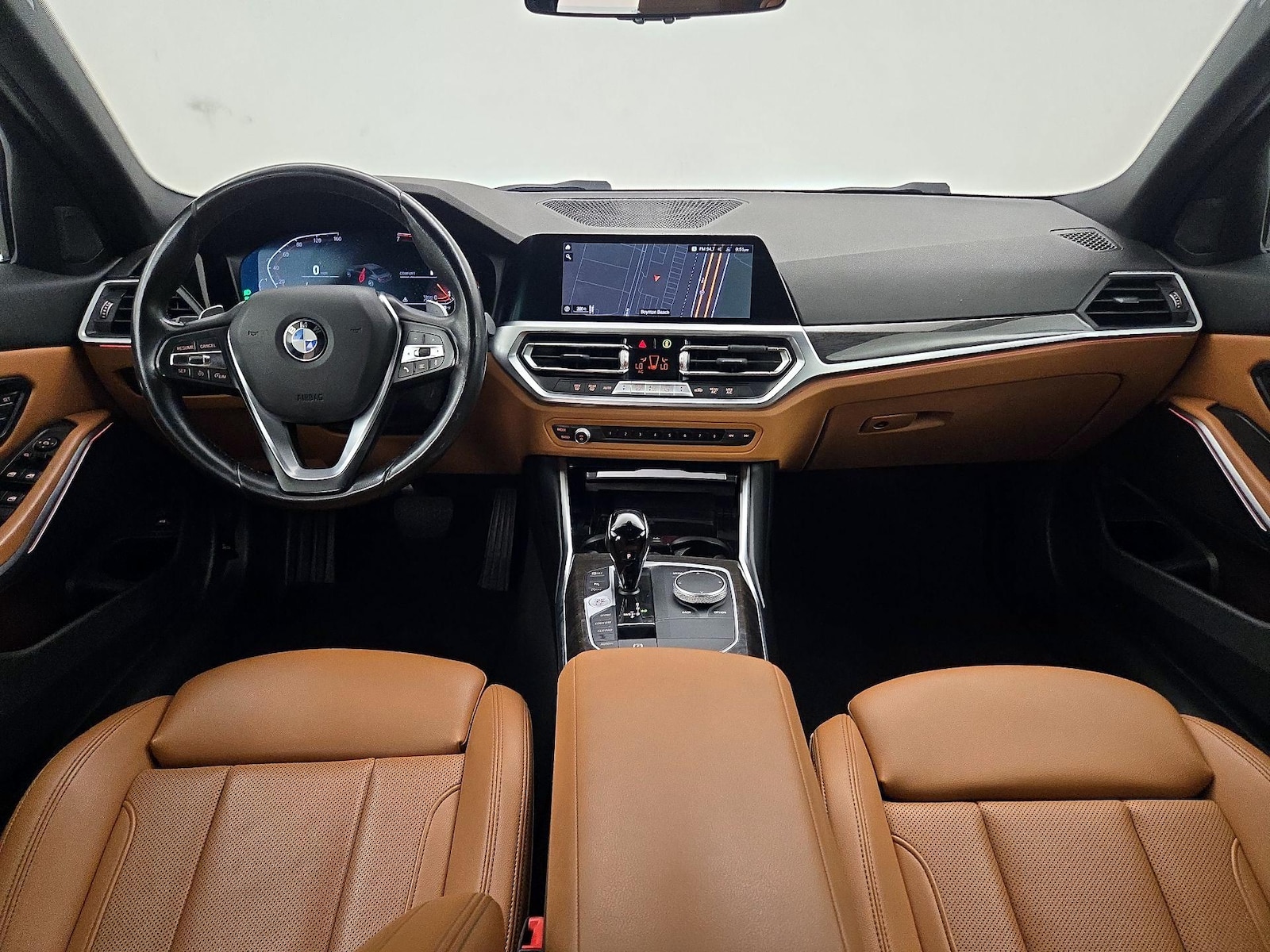 2022 BMW 3 Series 330i - Photo 10