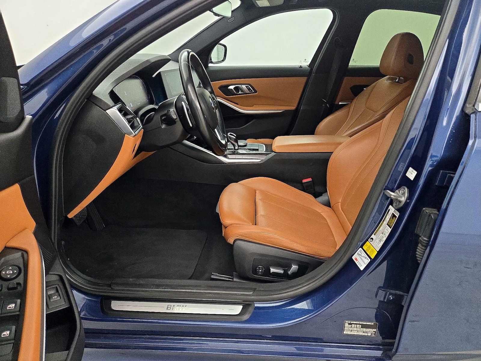 2022 BMW 3 Series 330i - Photo 12