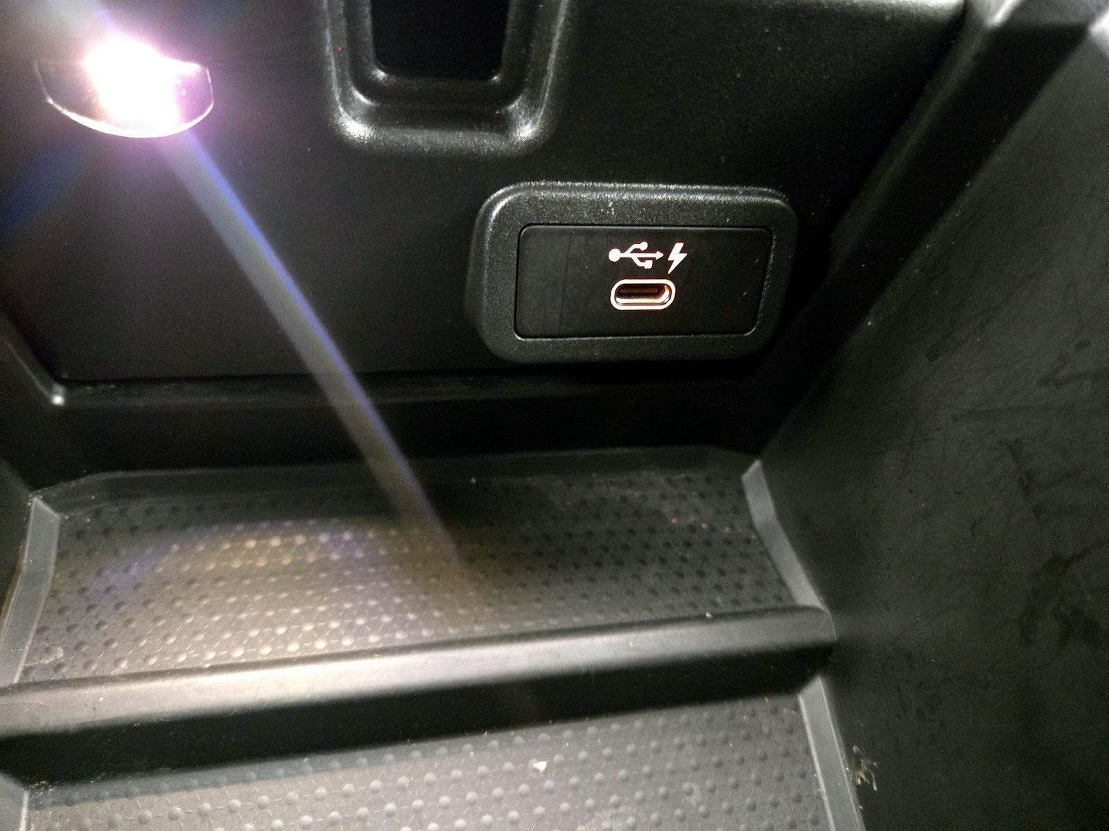 2022 BMW 3 Series 330i - Photo 20