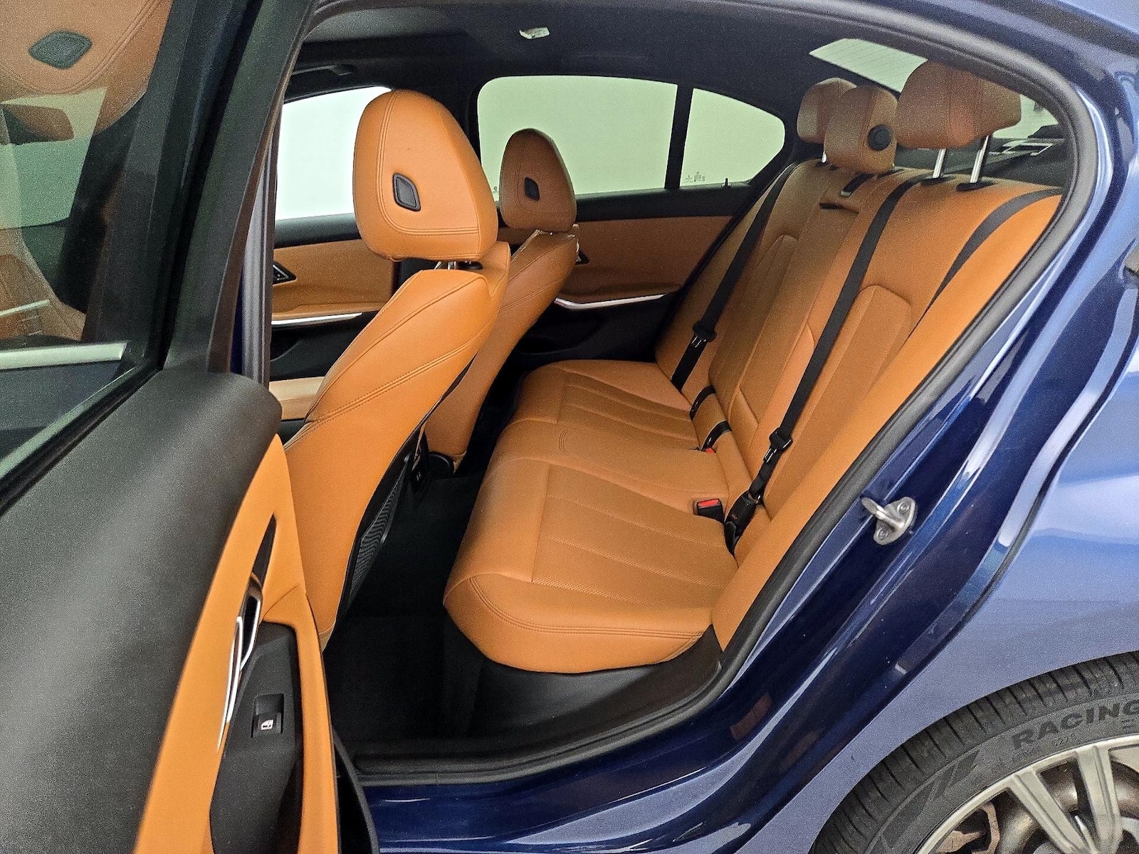 2022 BMW 3 Series 330i - Photo 22