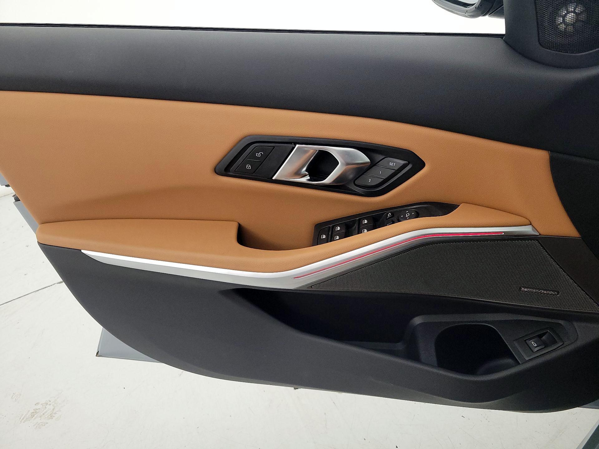 Thumbnail: 2025 BMW 3 Series - 12