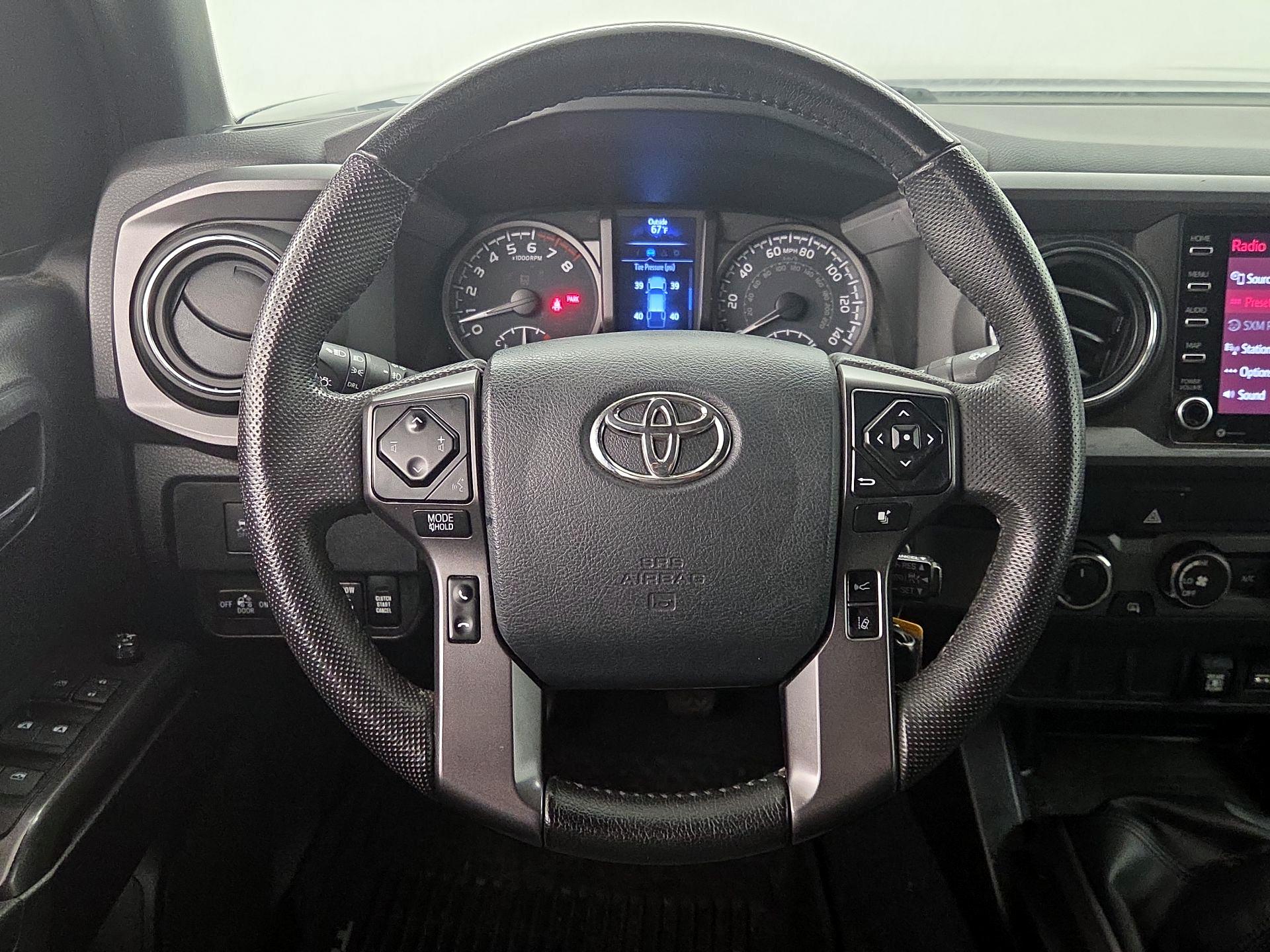 Thumbnail: 2020 Toyota Tacoma - 10