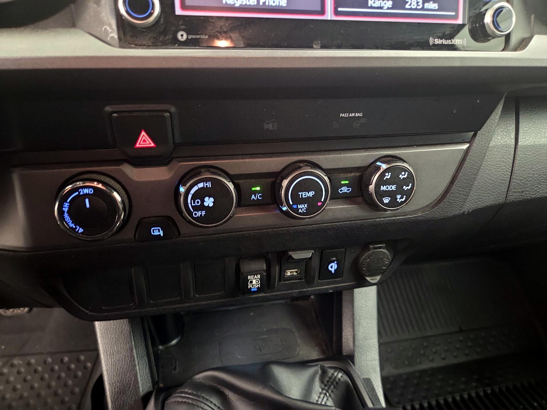 Thumbnail: 2020 Toyota Tacoma - 16