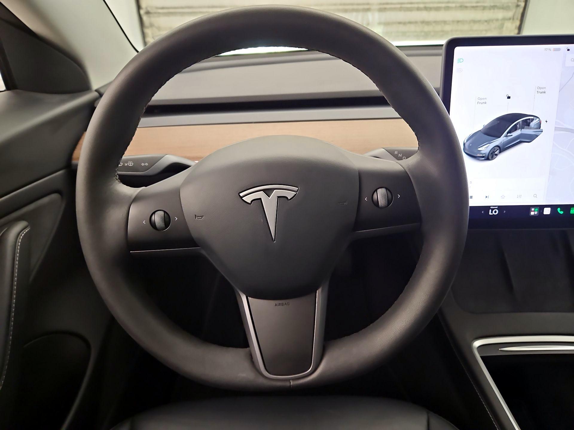 Thumbnail: 2021 Tesla Model 3 - 10