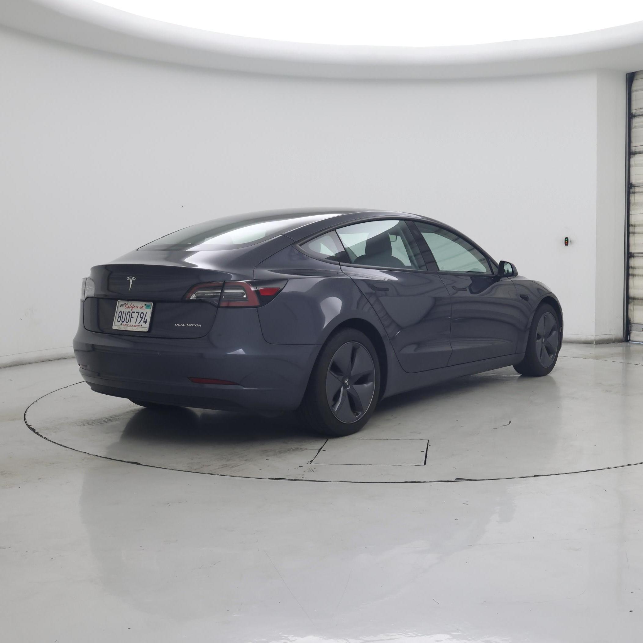 Thumbnail: 2021 Tesla Model 3 - 8