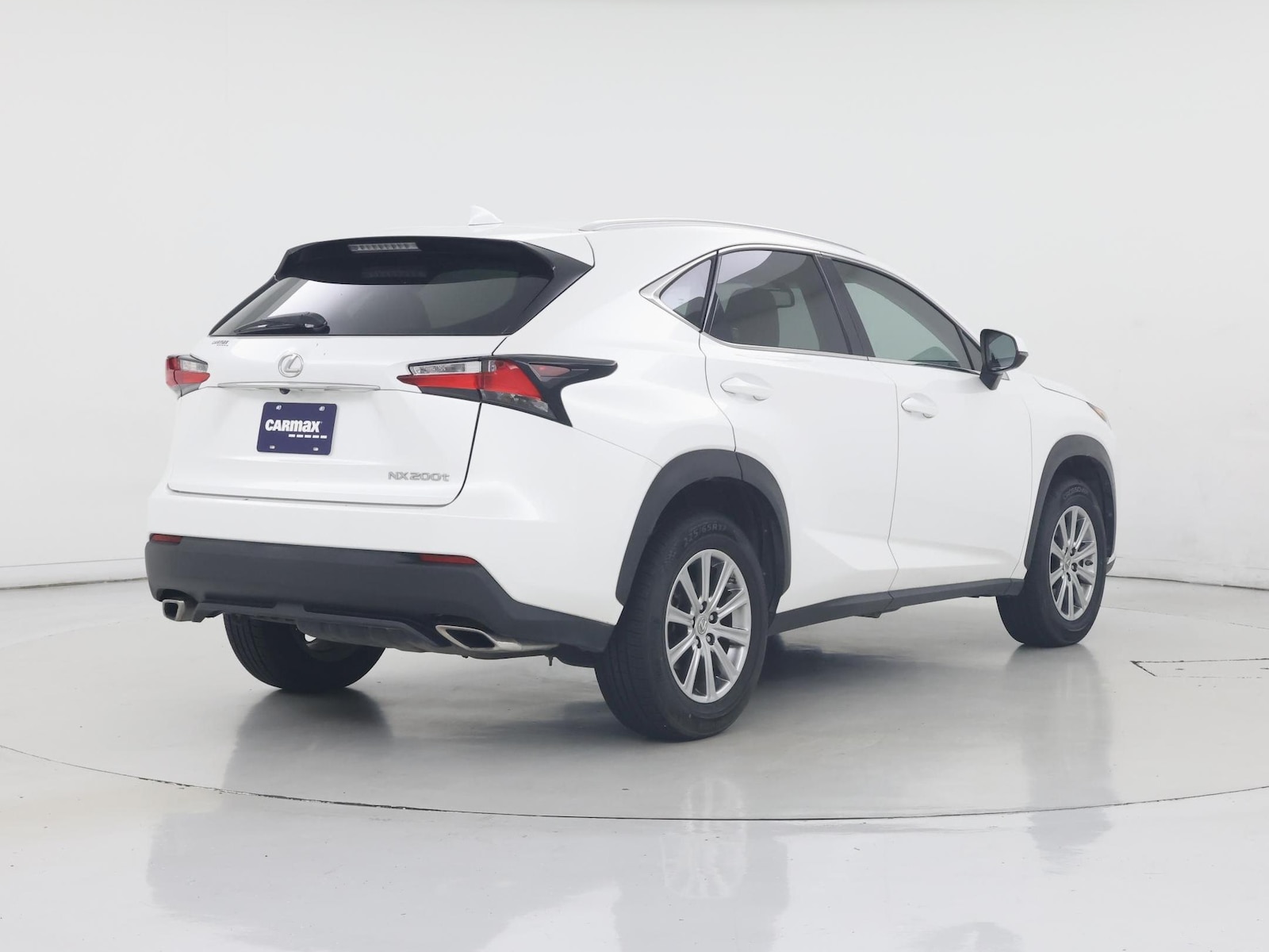 2015 Lexus NX 200t - Photo 9