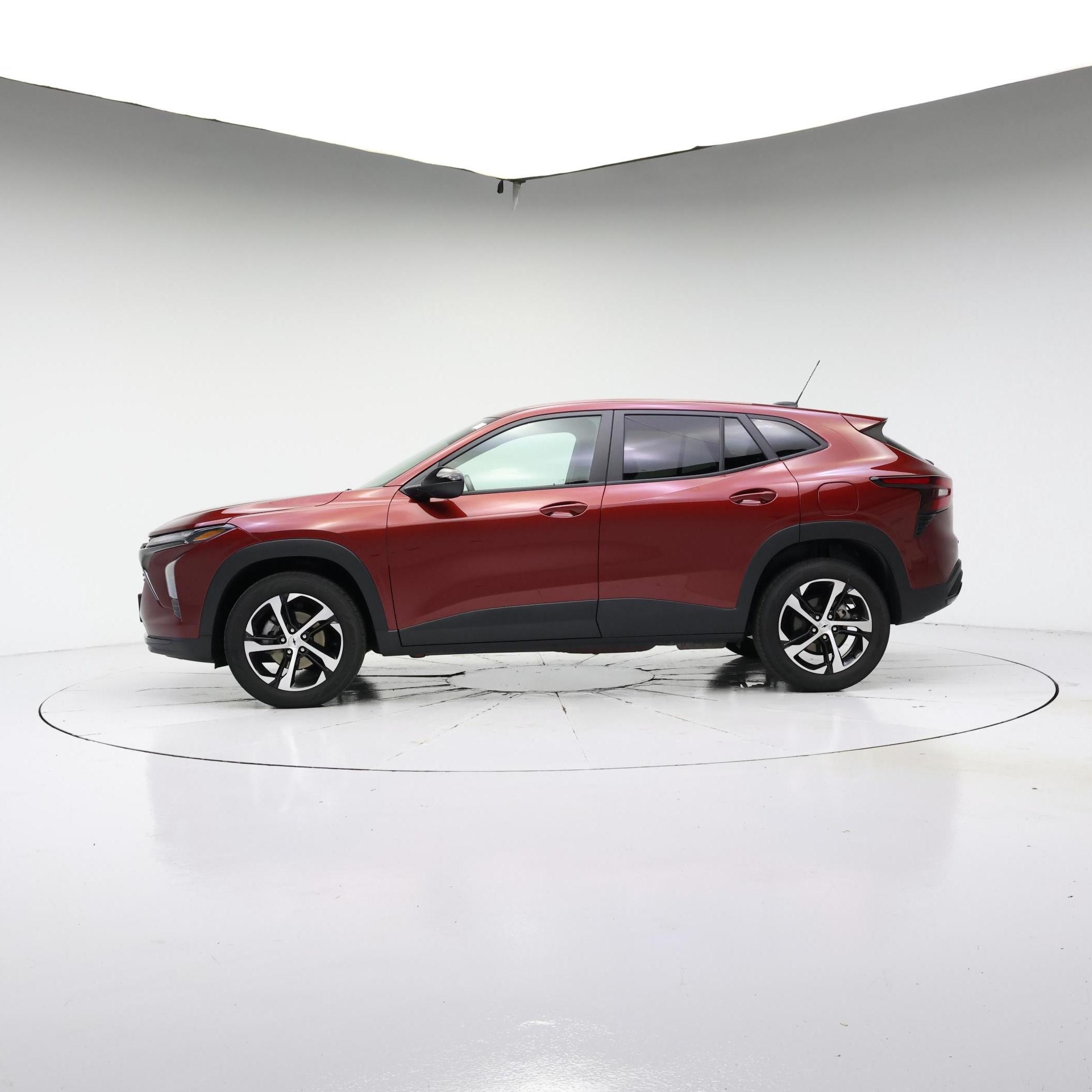 Thumbnail: 2024 Chevrolet Trax - 3