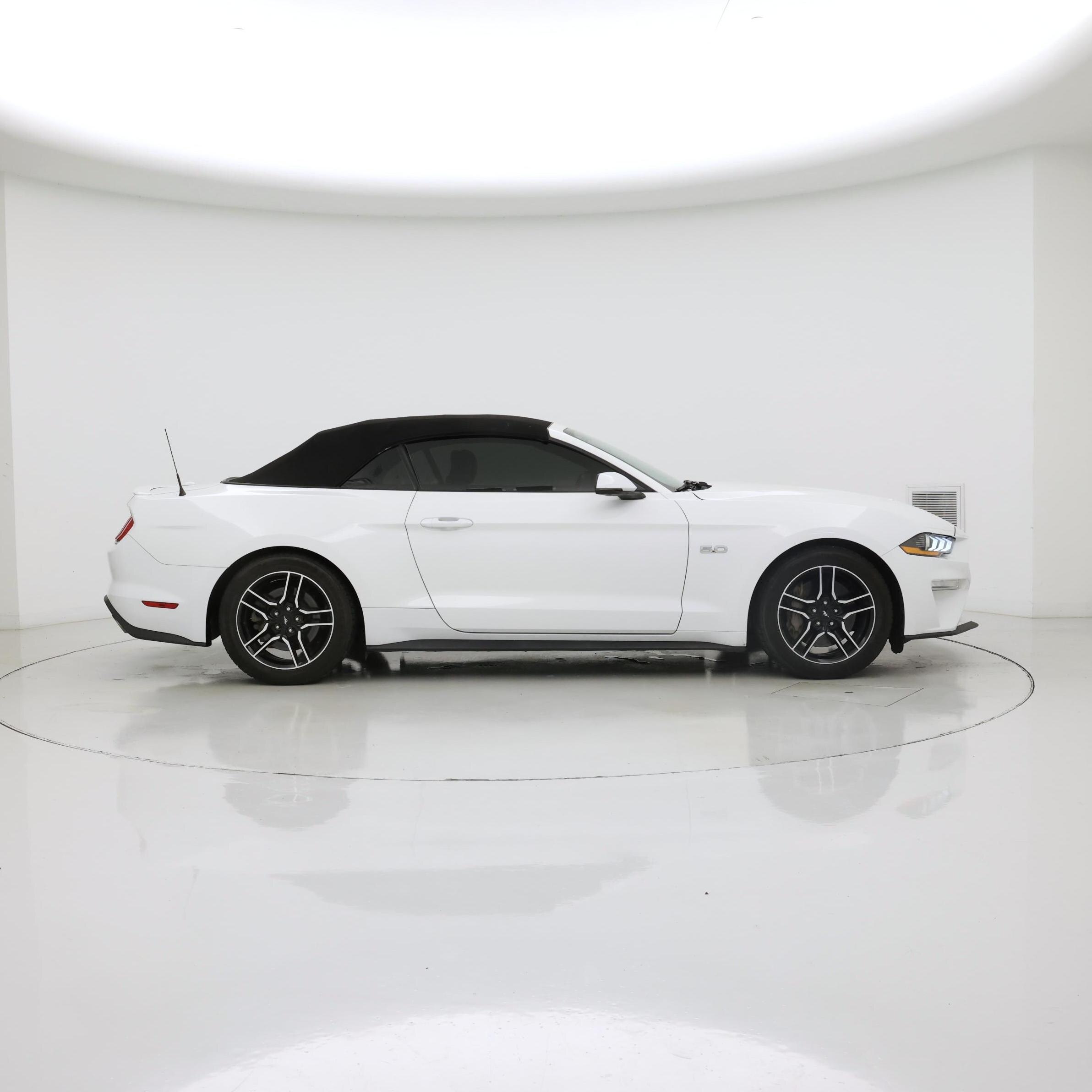 Thumbnail: 2019 Ford Mustang - 7