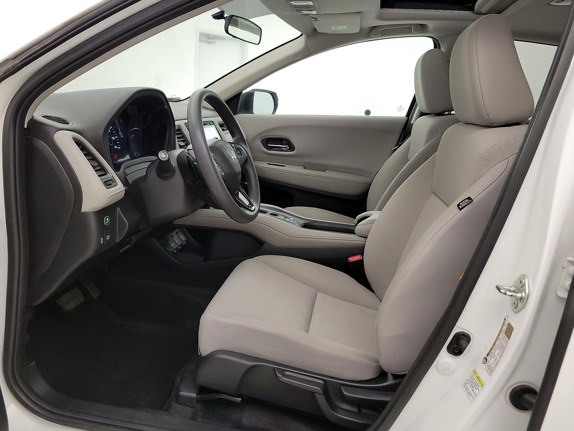 Thumbnail: 2016 Honda HR-V - 11
