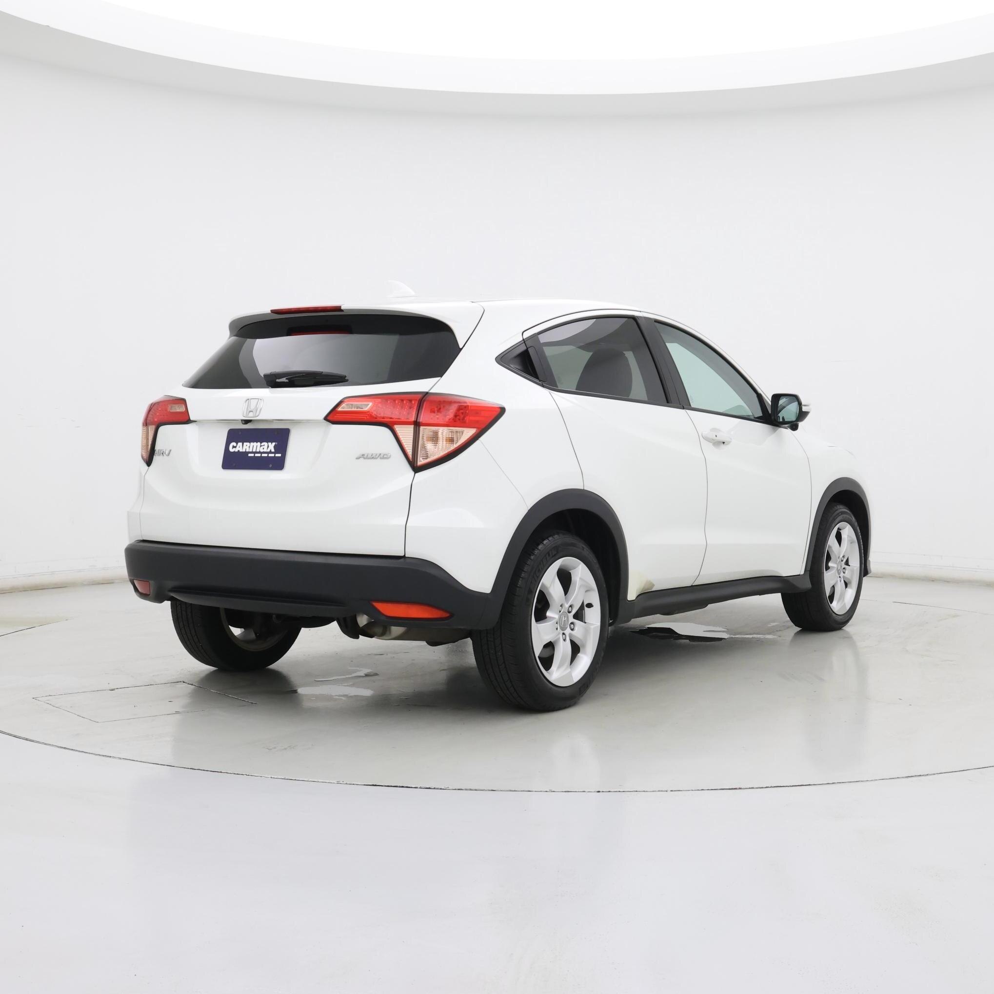 Thumbnail: 2016 Honda HR-V - 8